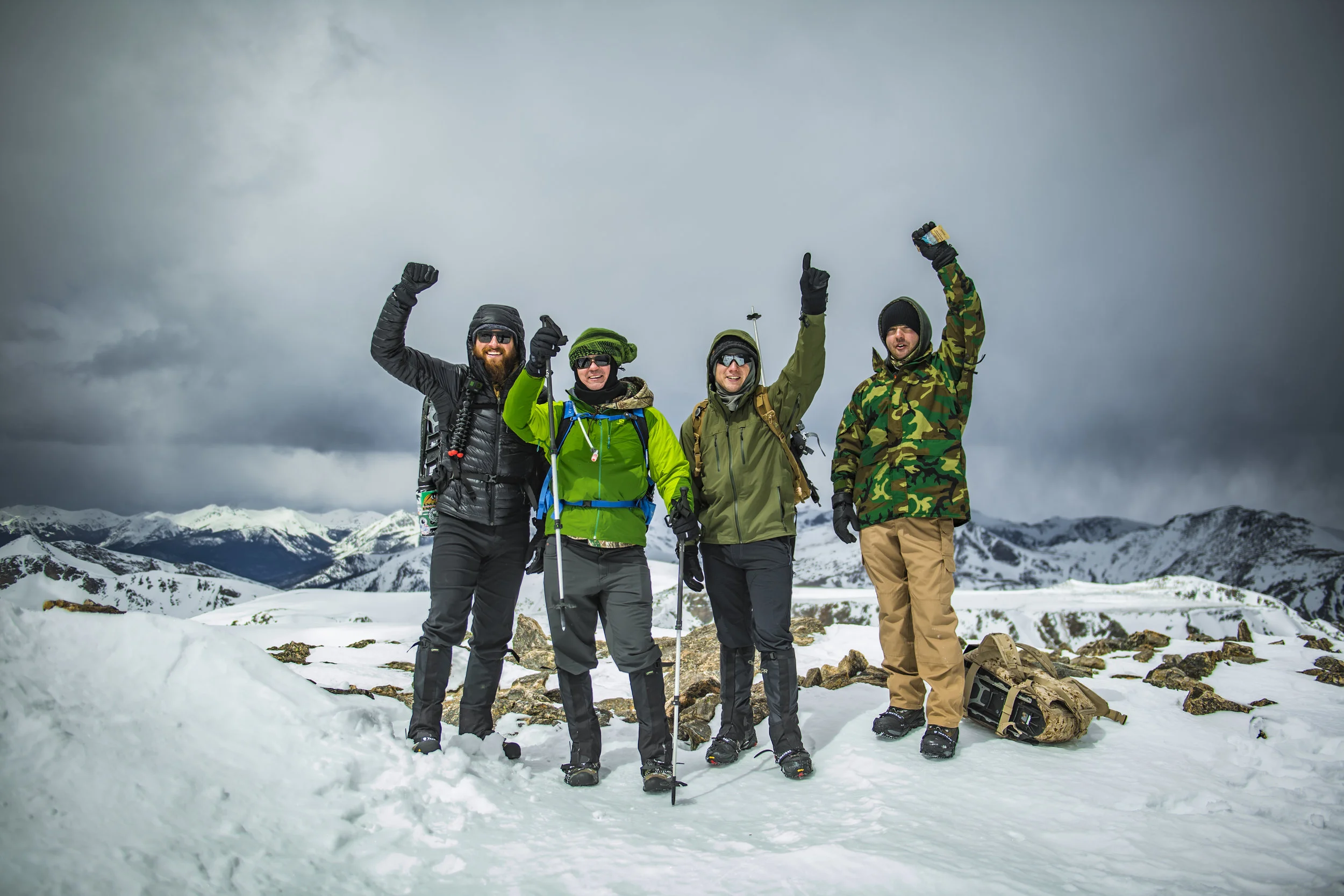 ©2019_thehikingmermaid.com_RMNP_thewarriorskeep_hallettpeak_-243.jpg