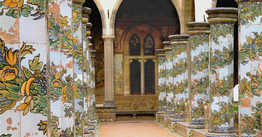 napoli santa-chiara-chiostro.jpg