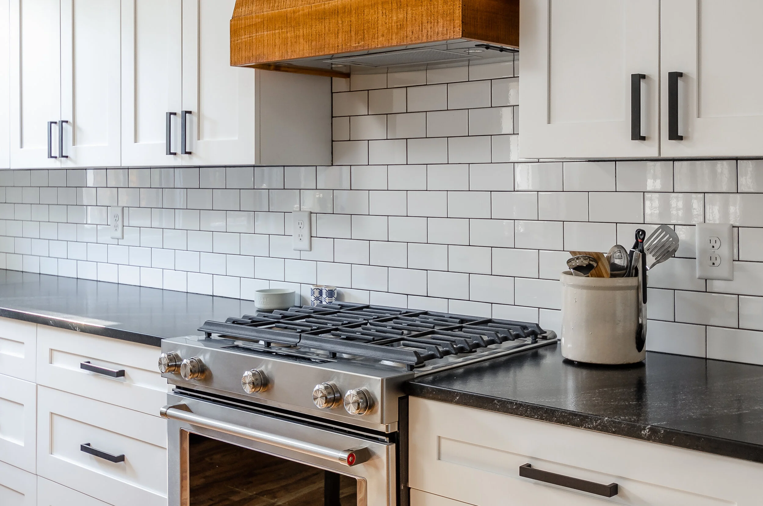 1429 Modern Farmhouse HiRes-26.jpg