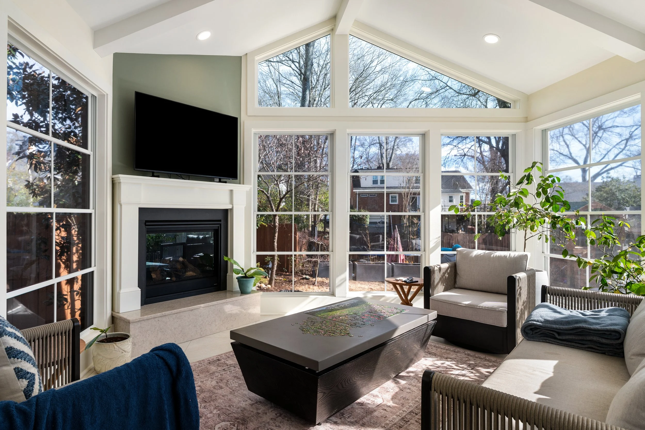 110 Oakview Dr HiRes-9.jpg