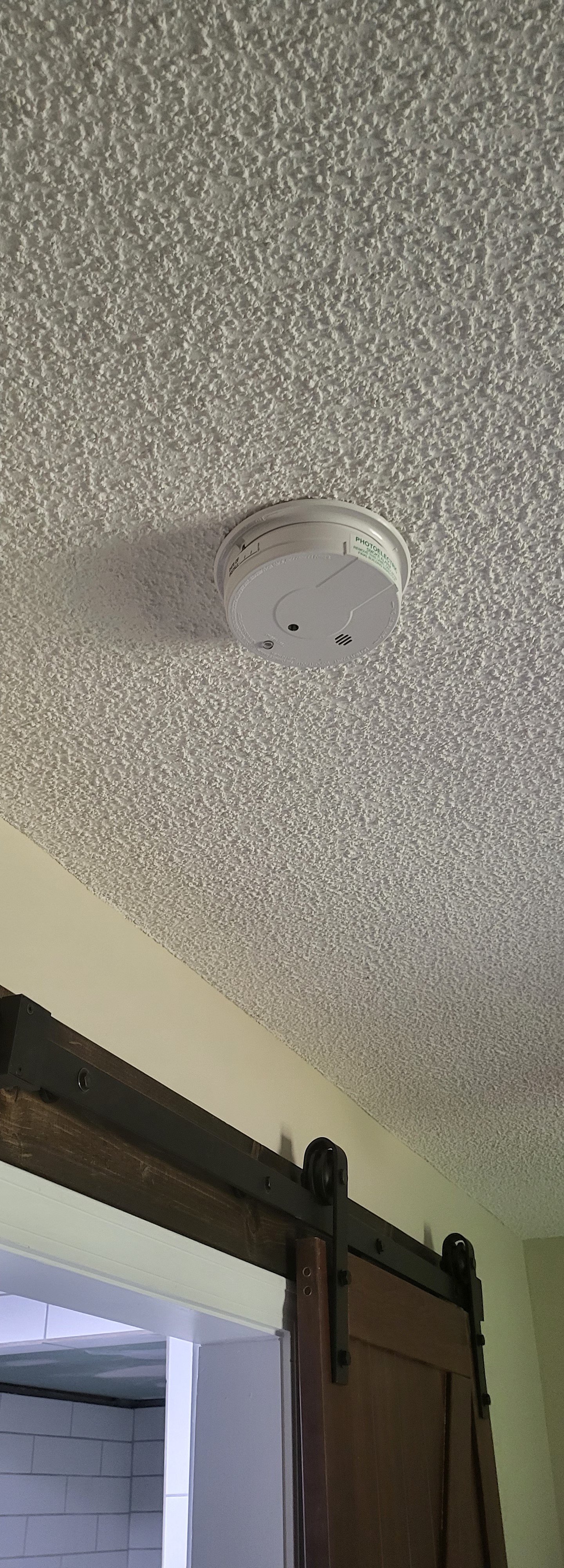 smoke detector.jpg