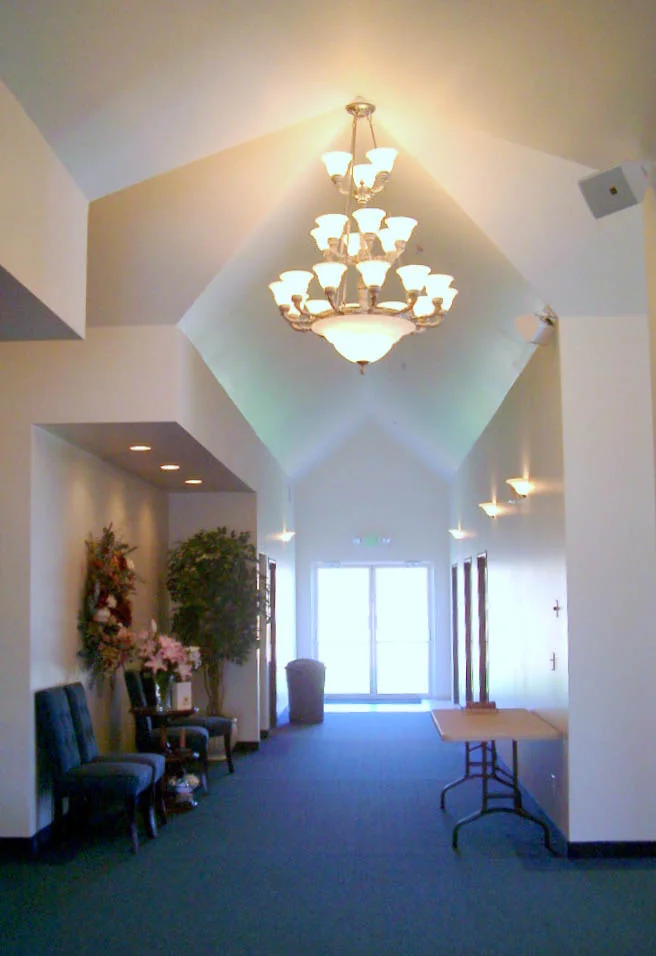 Entrance foyer.jpg