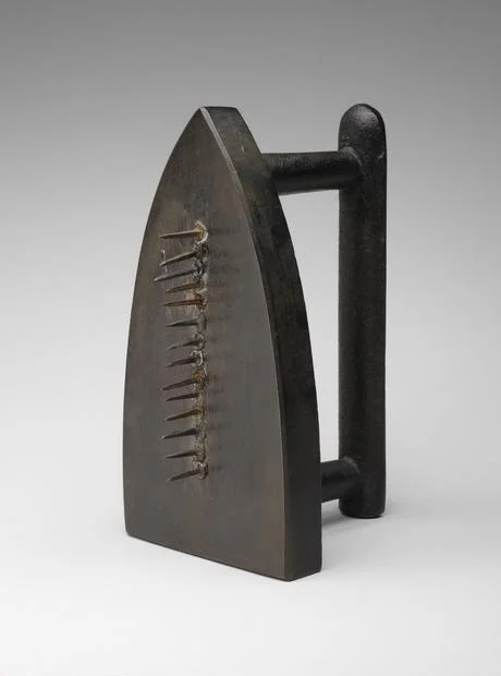 Ray Man , (1890-1976) © ARS, NY Cadeau (Gift), 1963 (1921 original now lost). Flatiron and 14 iron tacks, 15.8 x 9 x 9 cm. Through prior gift of Mrs. Gilbert W. Chapman, 2009.129. Location: The Art Institute of Chicago, Chicago, U.S.A. Photo Credit: The Art Institute of Chicago / Art Resource, NY Image Reference: ART528466