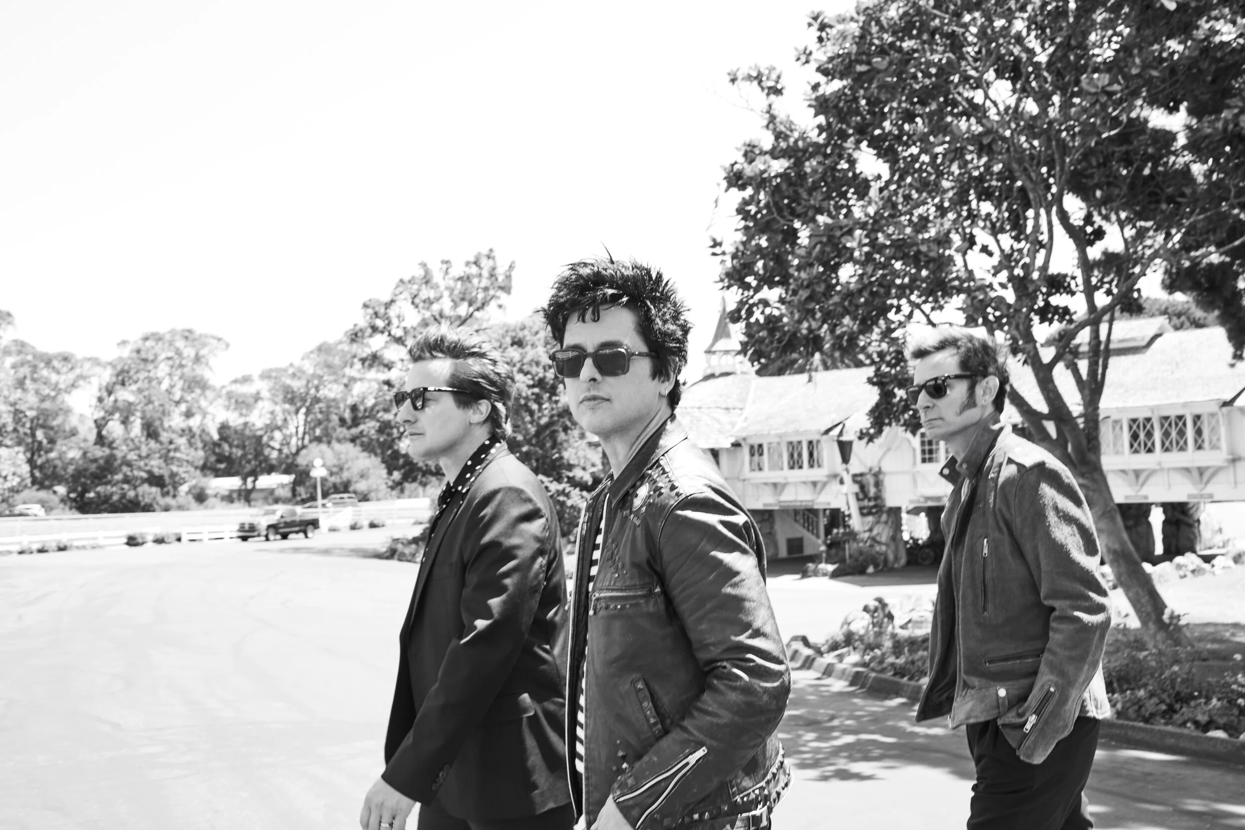 GREEN DAY, FALL OUT BOY AND WEEZER ANNOUNCE THE HELLA MEGA AUSTRALIAN STADIUM TOUR