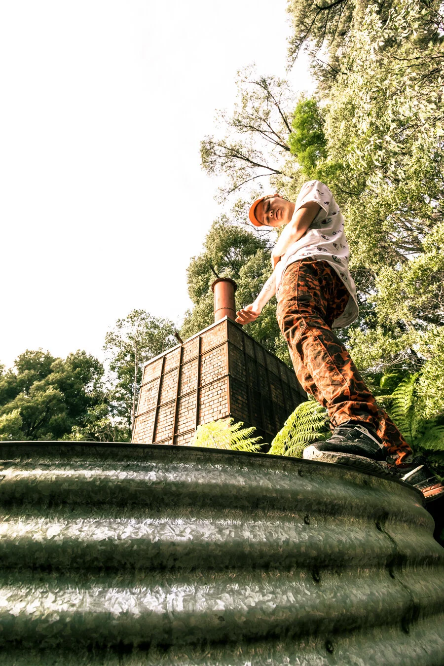 What is Charlie Threads looking forward to toasting to when Melbourne’s restrictions are lifted?