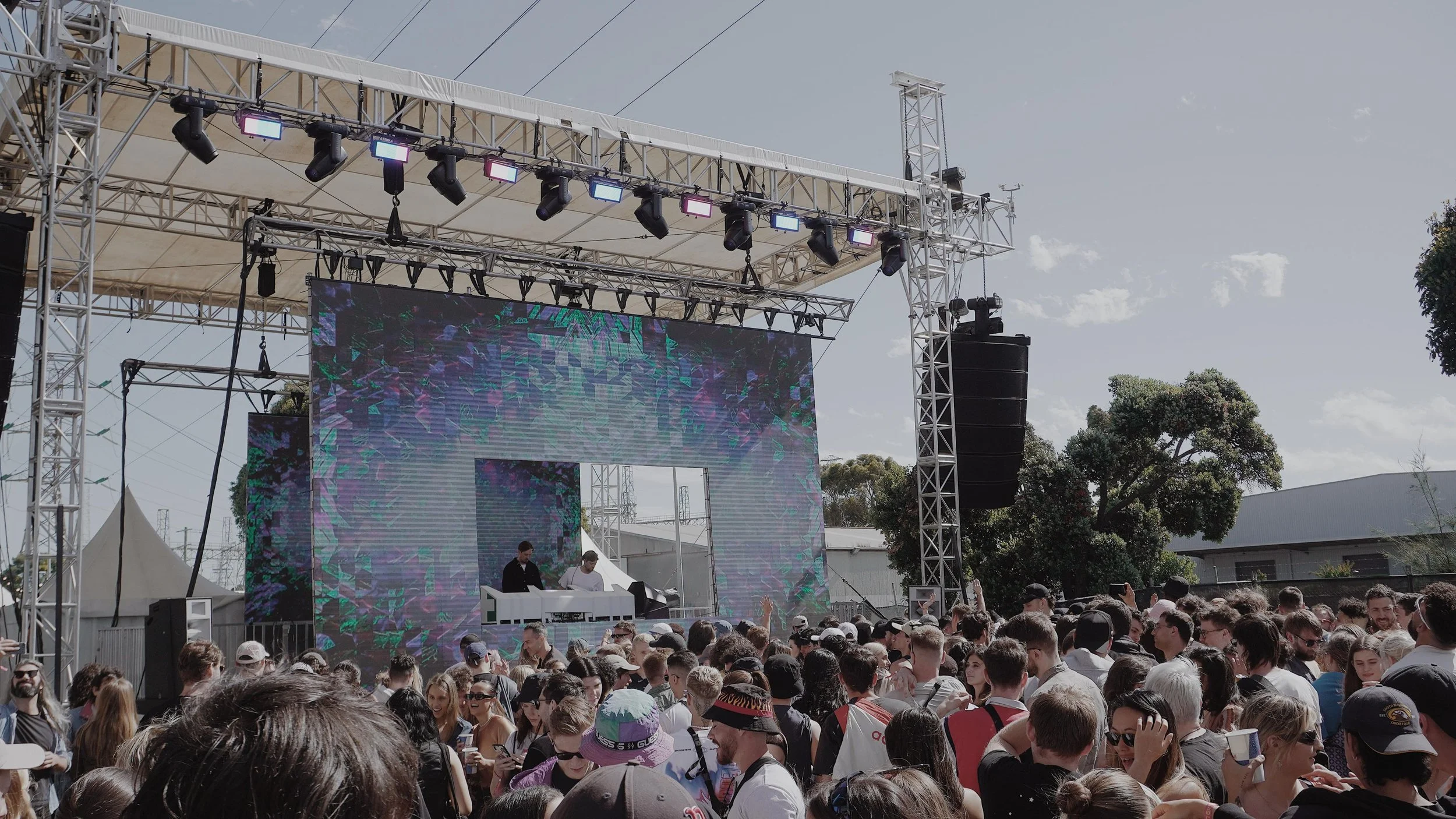 REVIEW: smalltown Street Rave with Dusky, Marcel Dettmann + SPFDJ