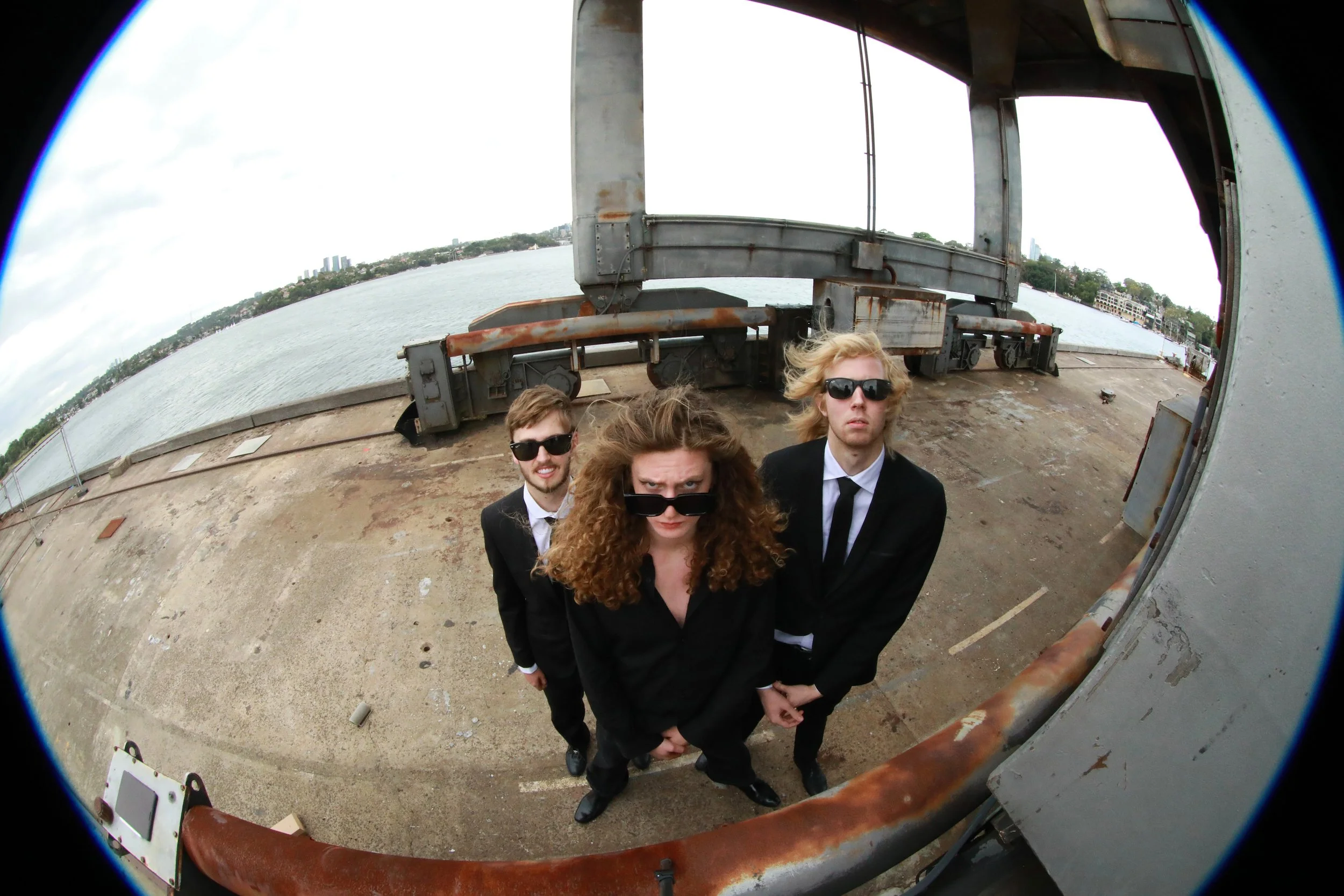 YOUNG HENRYS HEAD TO THE BLUE MOUNTAINS FOR A SPECIAL TAKEOVER