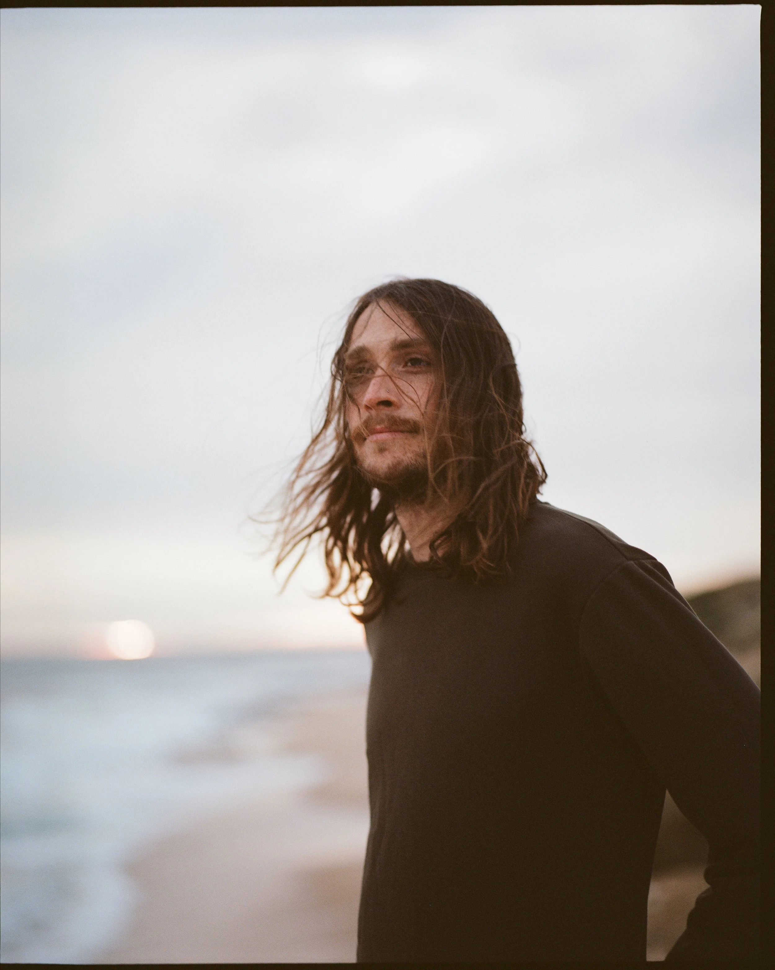 SOFAR SOUNDS EXPANDS THROUGHOUT AUSTRALIA ANNOUNCES NATIONAL TOUR TO CELEBRATE; FEATURING HAYDEN CALNIN, HAZLETT, + PAIGE VALENTINE