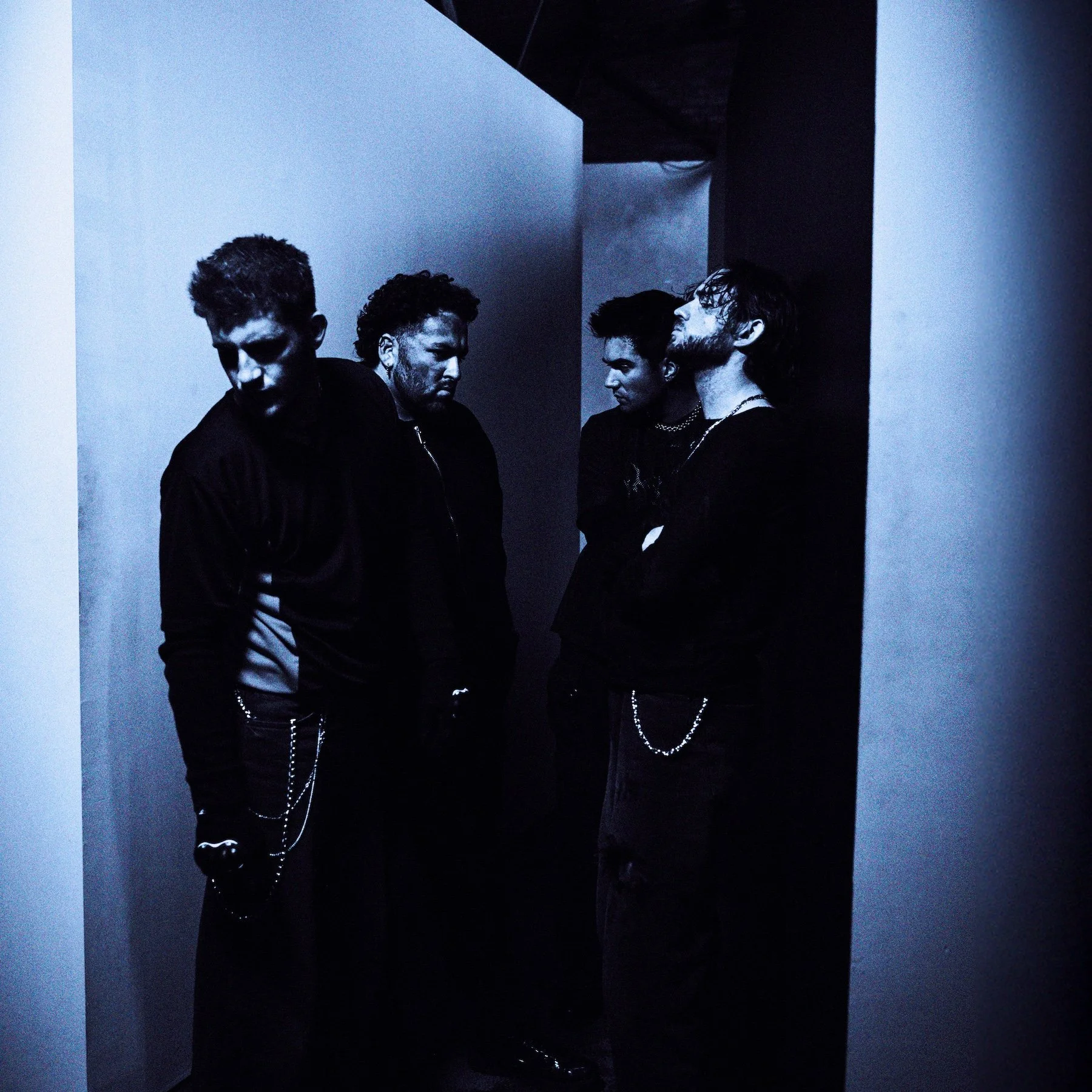 Thornhill – Bodies Album Preview Shows
