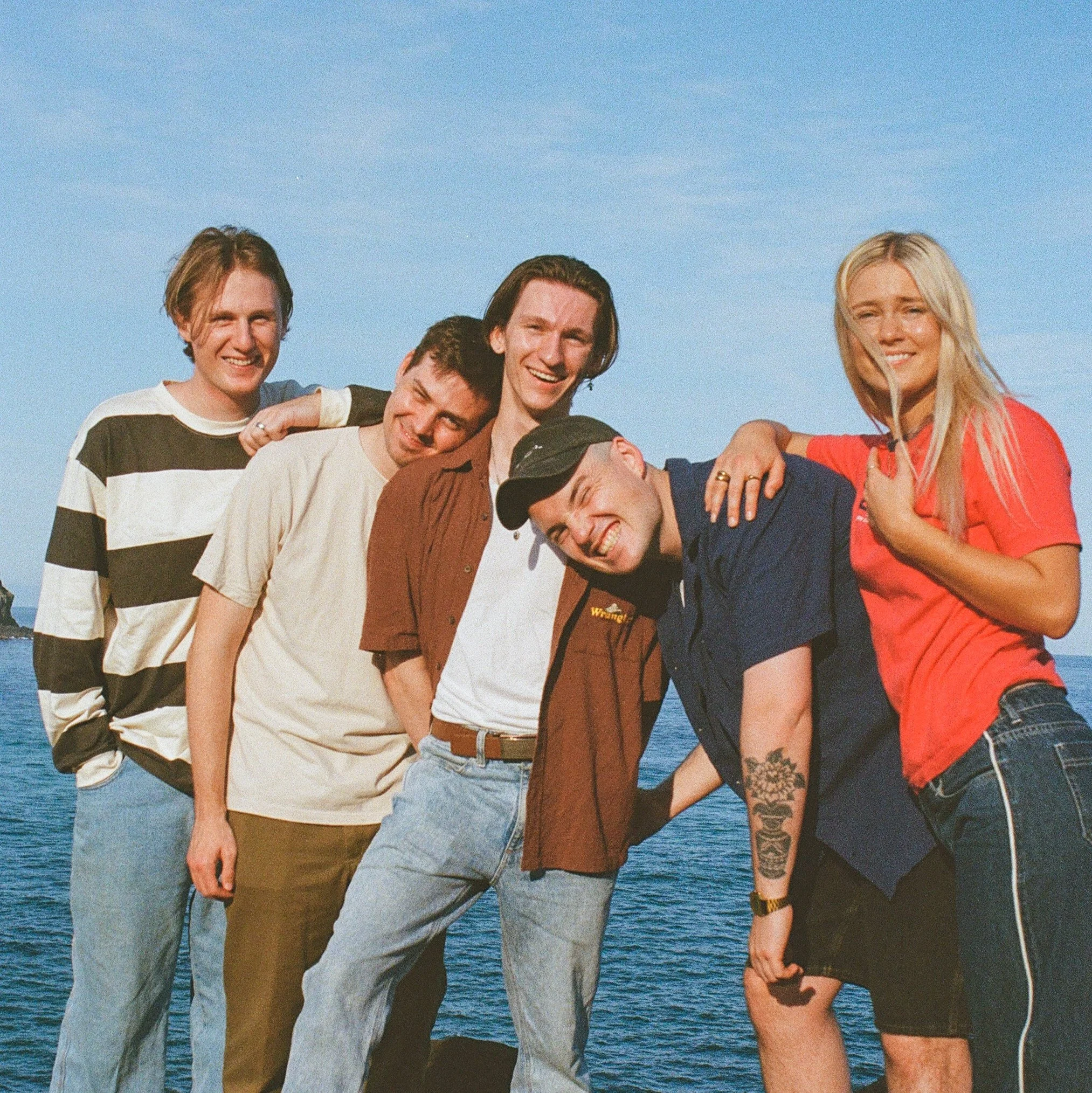 Mid Drift – Open Hand Tour