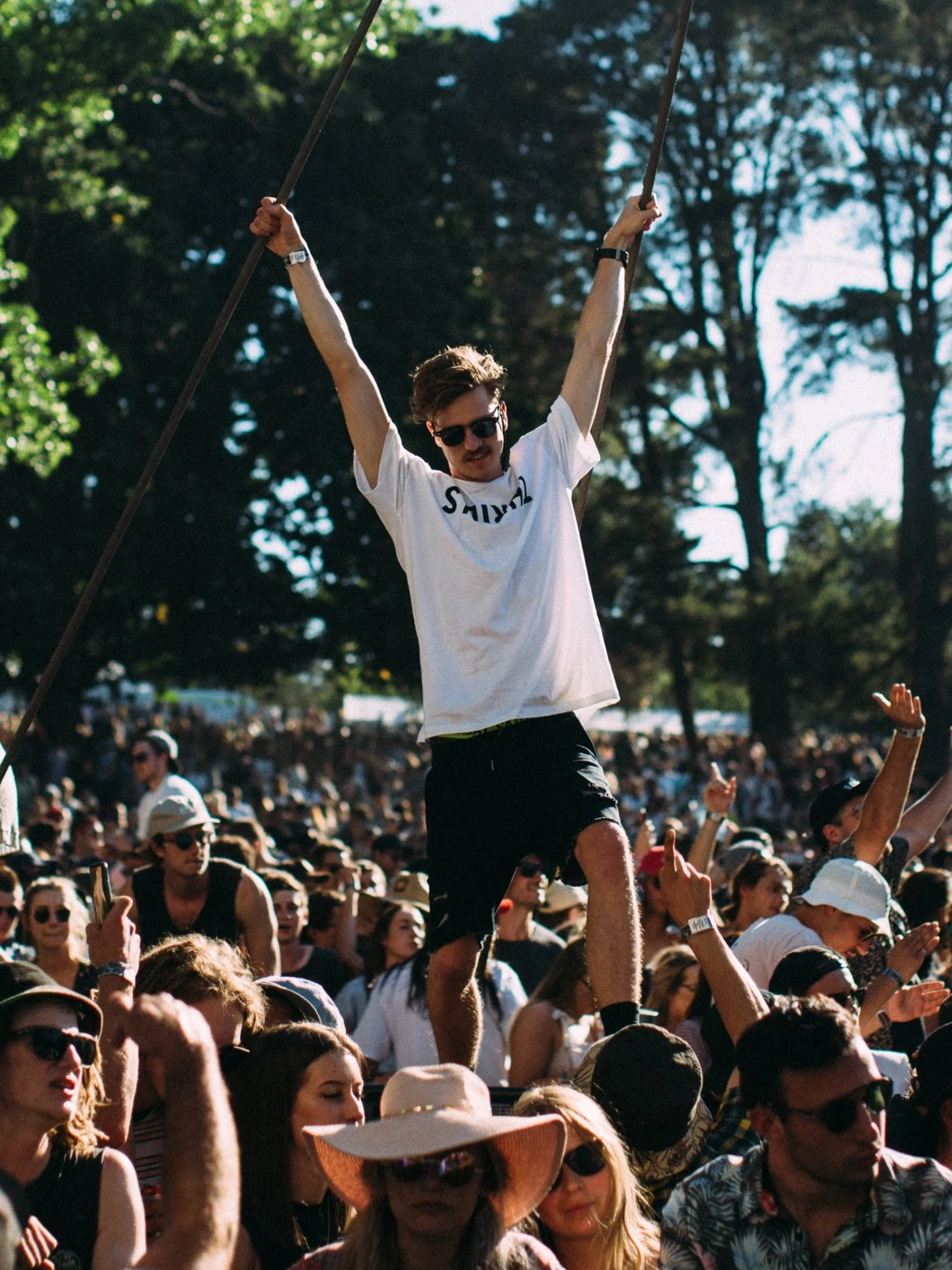 New Australian music from: @chloe_dadd @yngfrnco @moldymillington @stumstum__ @bengerrans @rodcootemusic @robertbaxtr @ivanuzi &amp; heaps more. 

Comment Spotify and we&rsquo;ll send you the playlist.