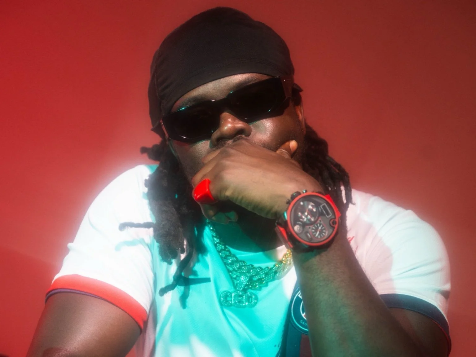 A Quick Chat with Le She