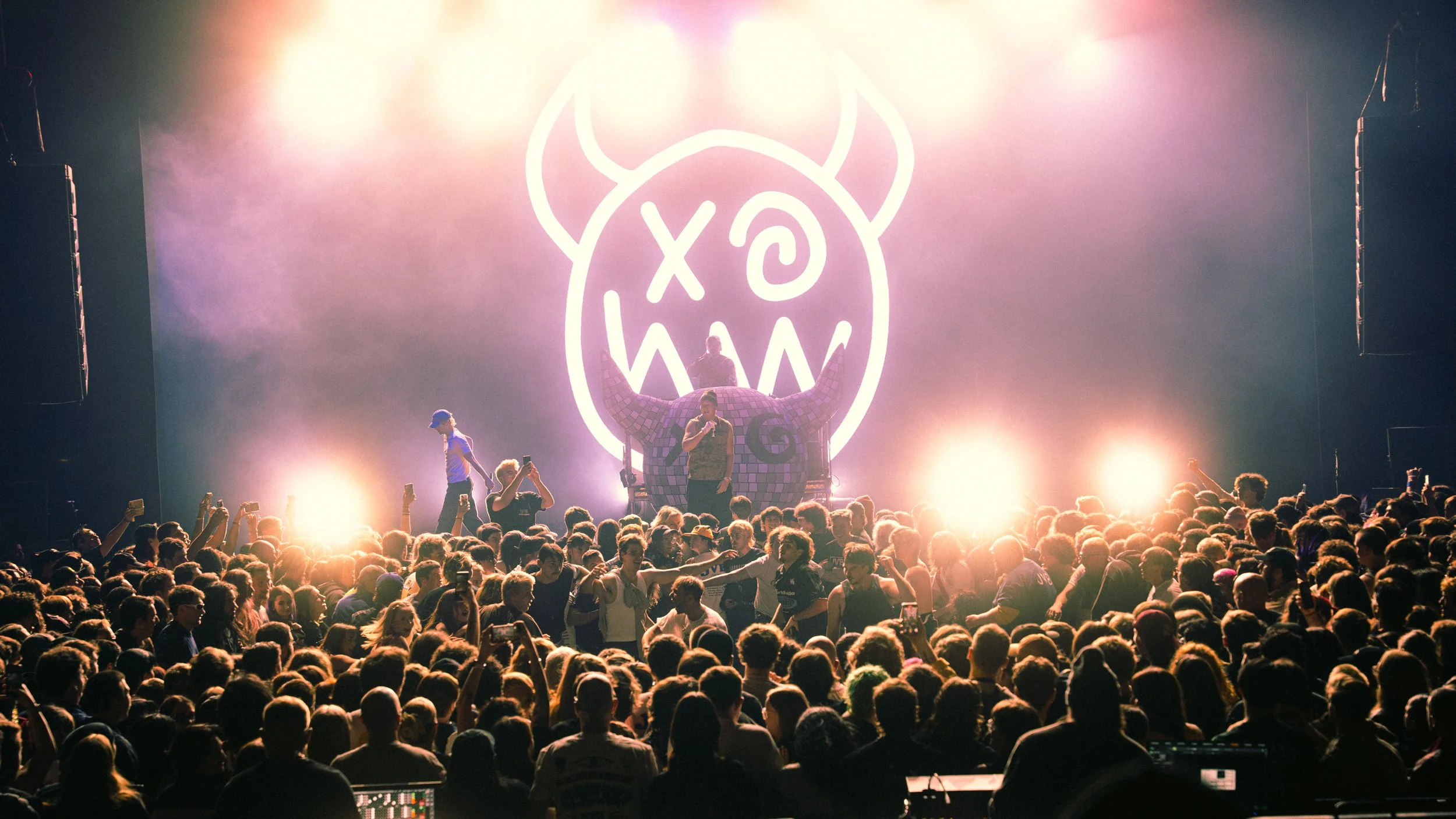 PHOTOS: Joey Valence &amp; Brae – Forum, Melbourne