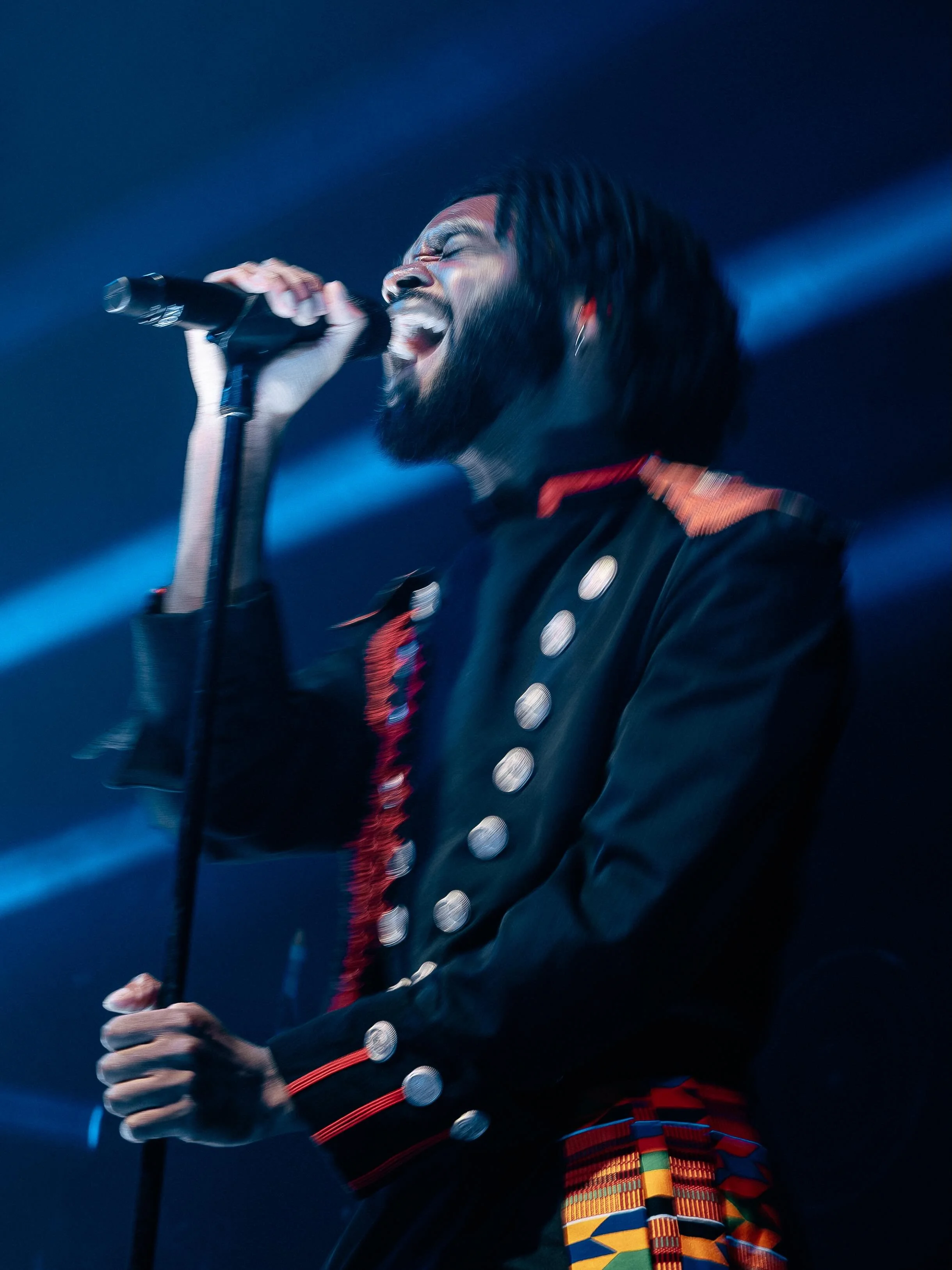 📷 @ashseko shoots @genesisowusu at @thefortitudemusichall 

Full gallery up on the site.