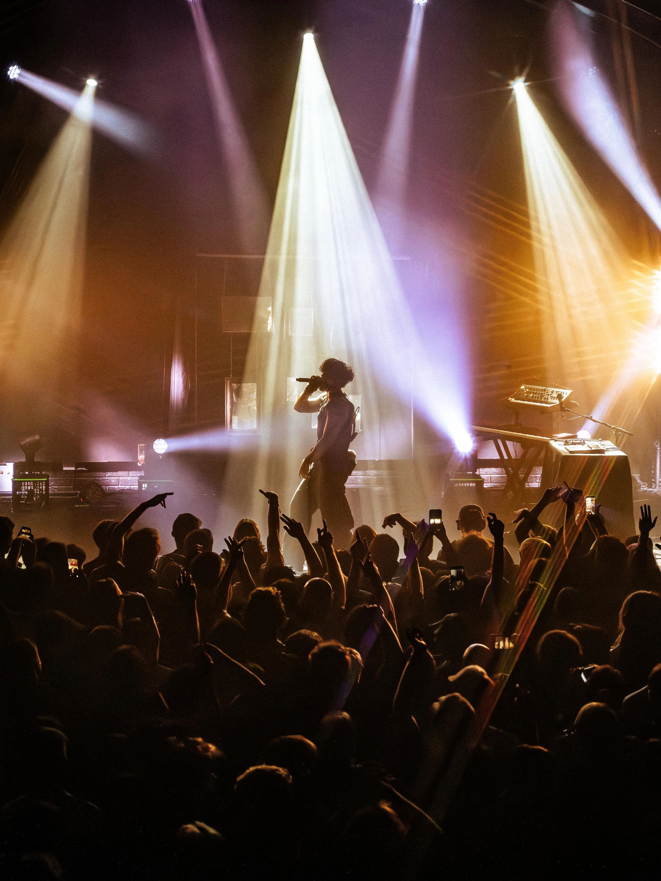 📷 @ashseko shoots @aries at @thetriffid 

Full gallery up on the site.