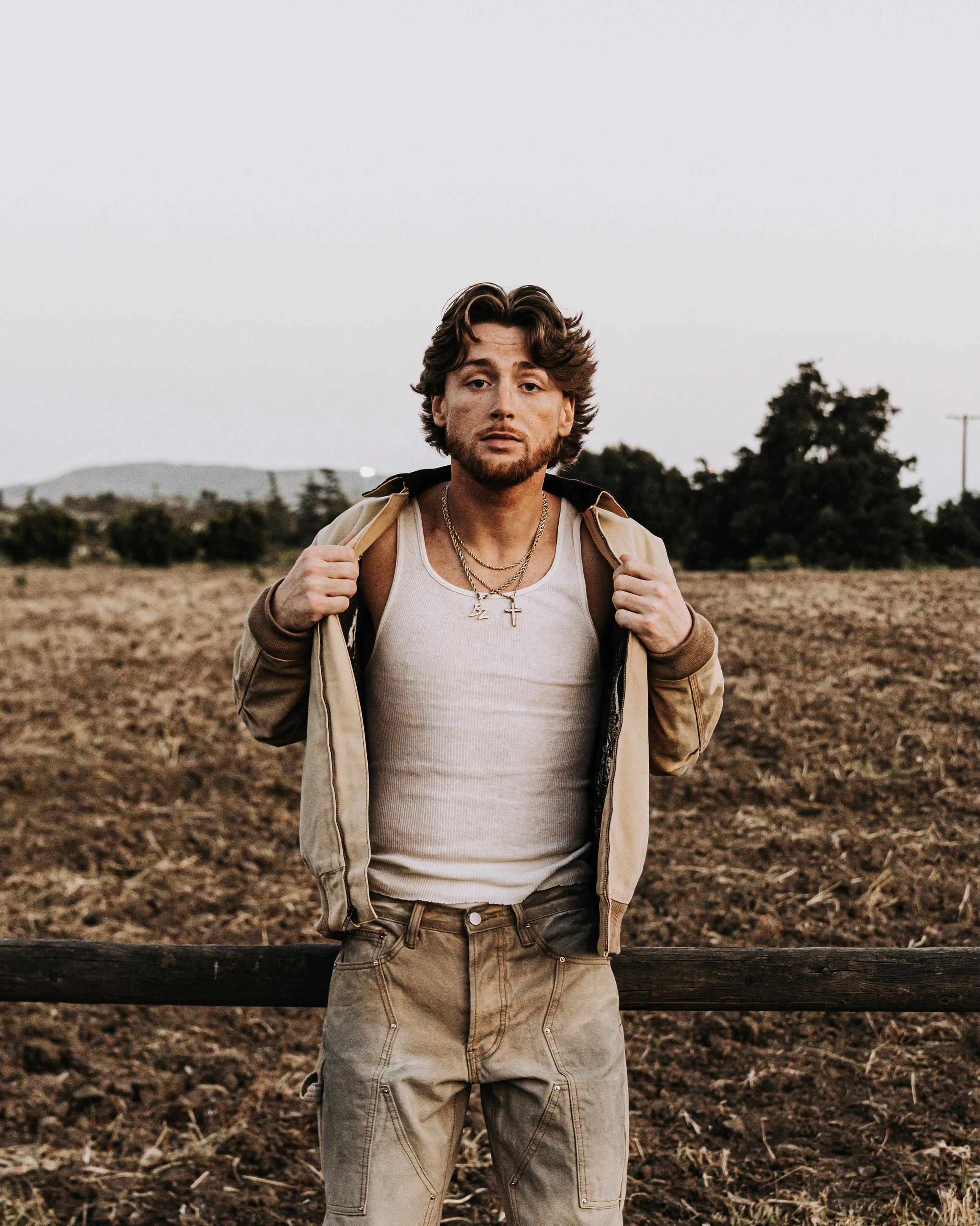 @bailey.zimmerman Australian Tour. 

Comment &ldquo;Tickets&rdquo; and we&rsquo;ll send you all the details or click the link in our bio.  #australianmusicscene 🇦🇺🎟️