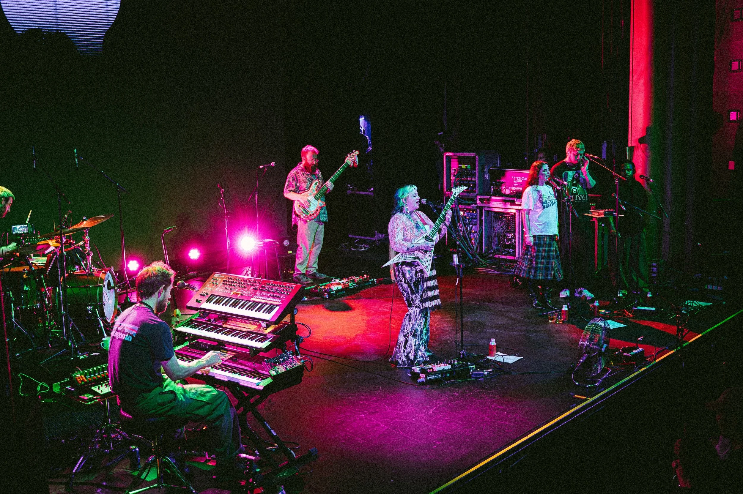 PHOTOS: Hiatus Kaiyote - Tivoli - Brisbane