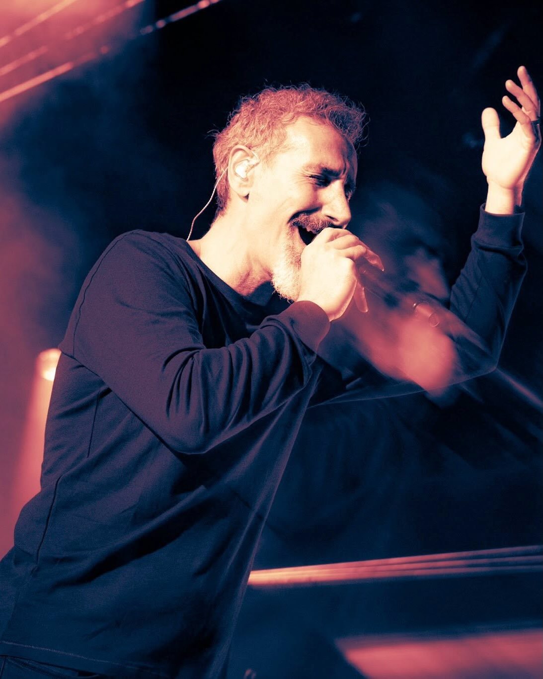 @systemofadown Australian Tour. 

Comment &ldquo;Tickets&rdquo; and we&rsquo;ll send you all the details or click the link in our bio.  #australianmusicscene 🇦🇺🎟️