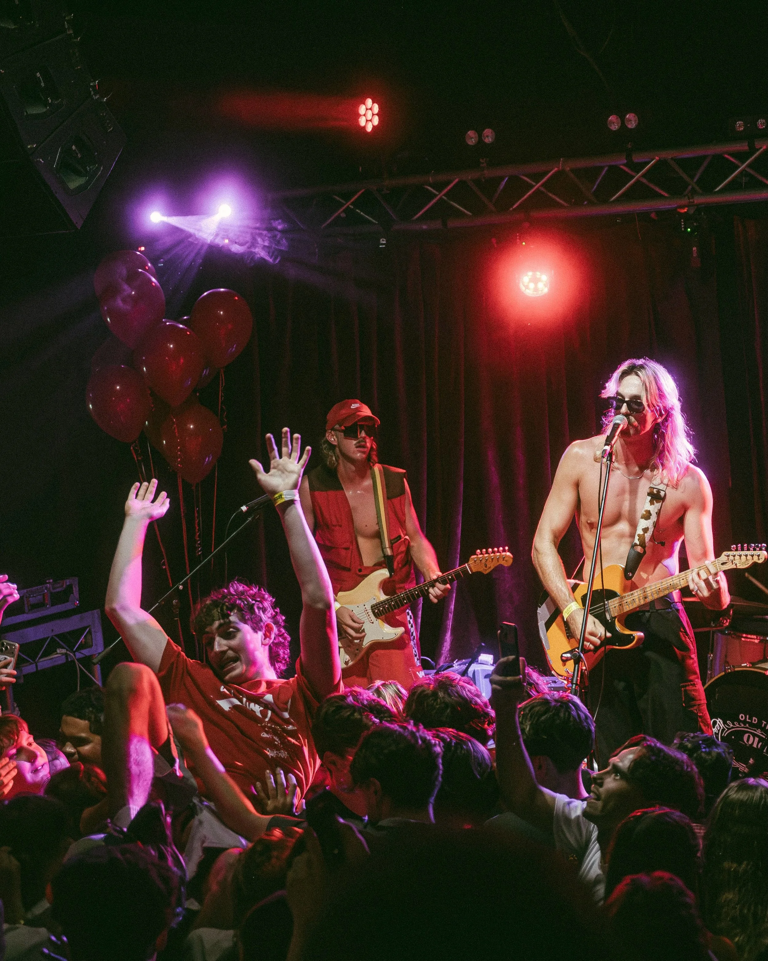 @vladsssssssssssss Australian Tour. 

Comment &ldquo;Tickets&rdquo; and we&rsquo;ll send you all the details or click the link in our bio.  #australianmusicscene 🇦🇺🎟️ 

📷 @ashseko
