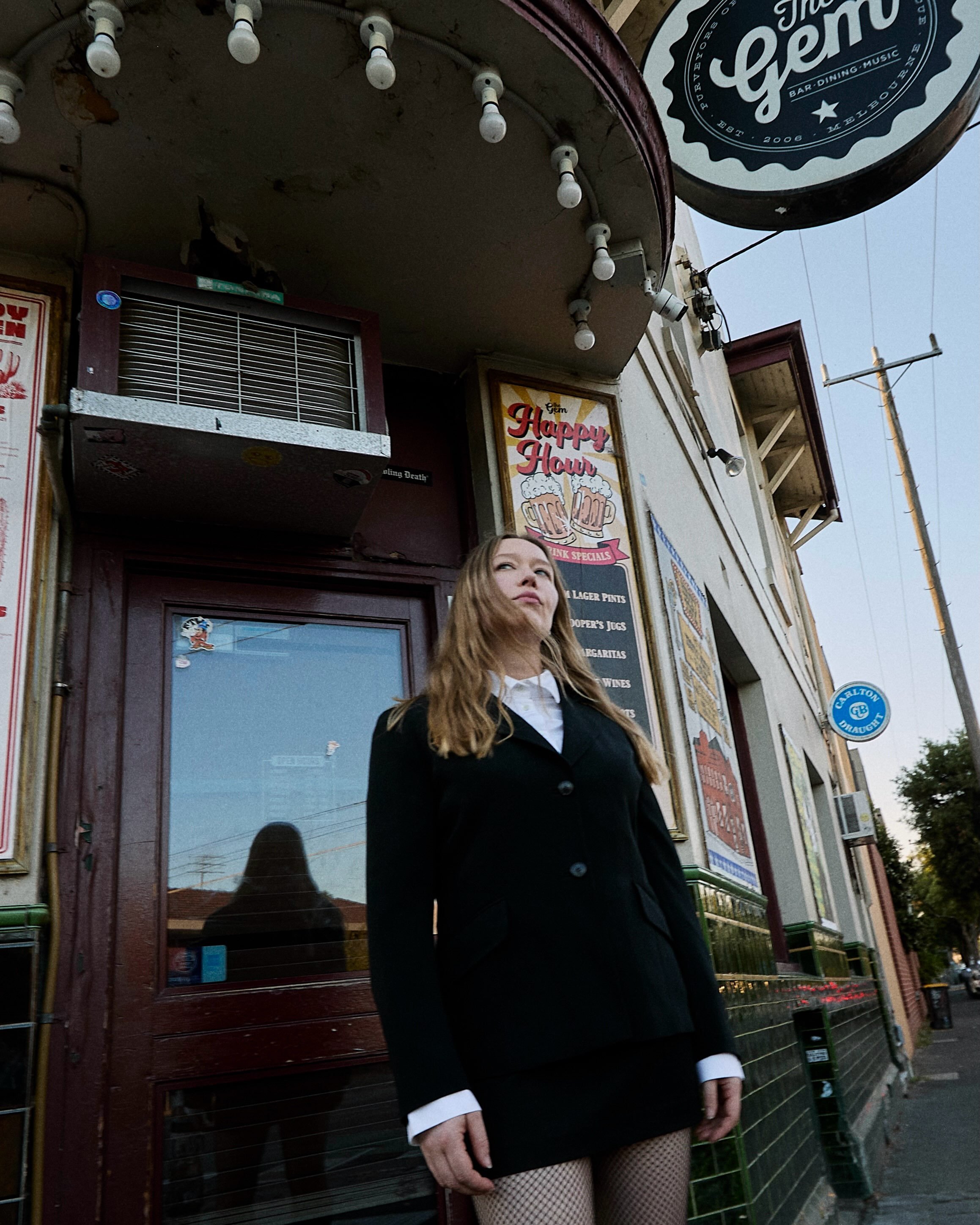 @juliajacklin announces three intimate shows at @thegembarau 

Comment &ldquo;Tickets&rdquo; and we&rsquo;ll send you all the details or click the link in our bio.  #australianmusicscene 🇦🇺🎟️