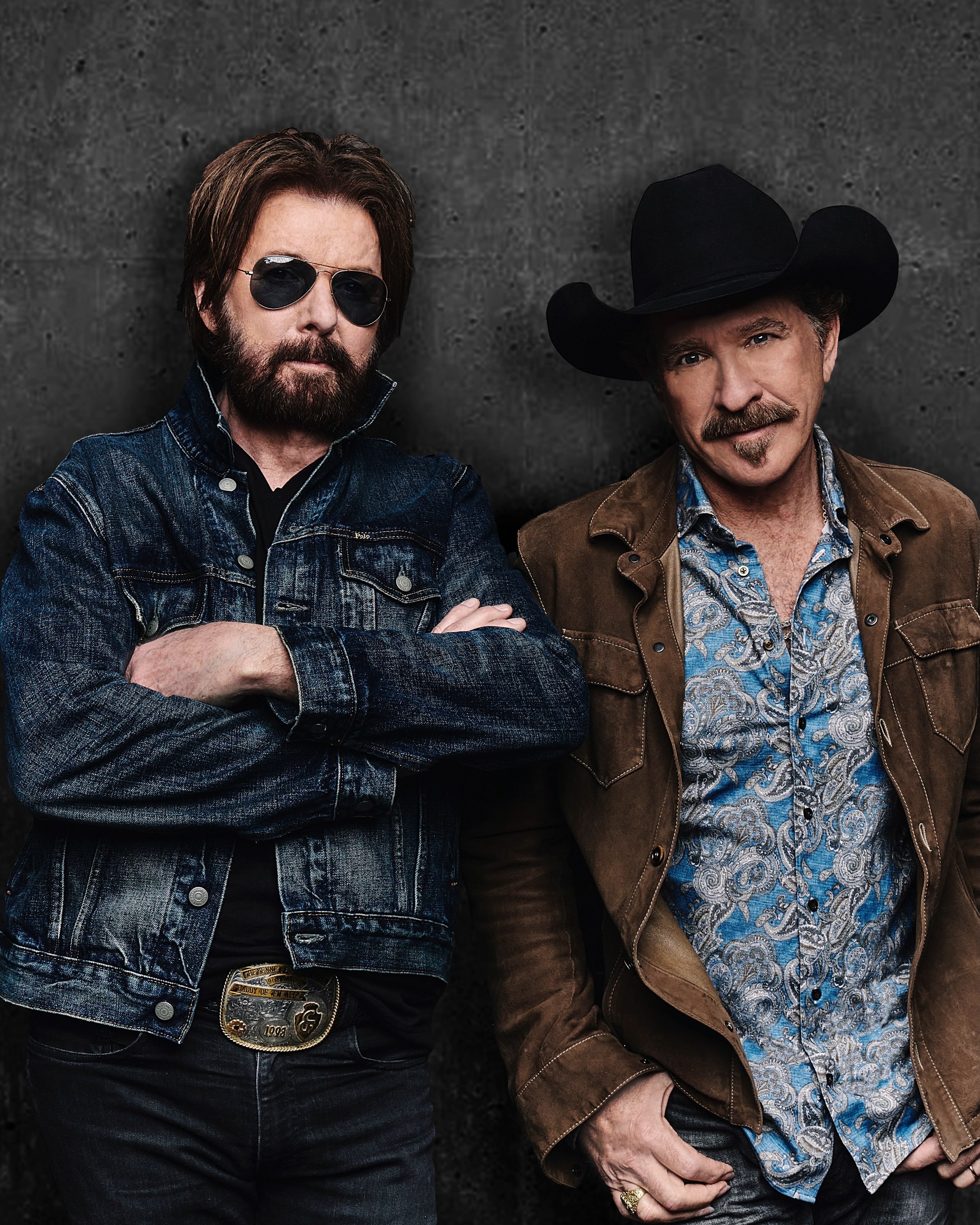 @brooksanddunn Australian Tour. 

Comment &ldquo;Tickets&rdquo; and we&rsquo;ll send you all the details or click the link in our bio.  #australianmusicscene 🇦🇺🎟️