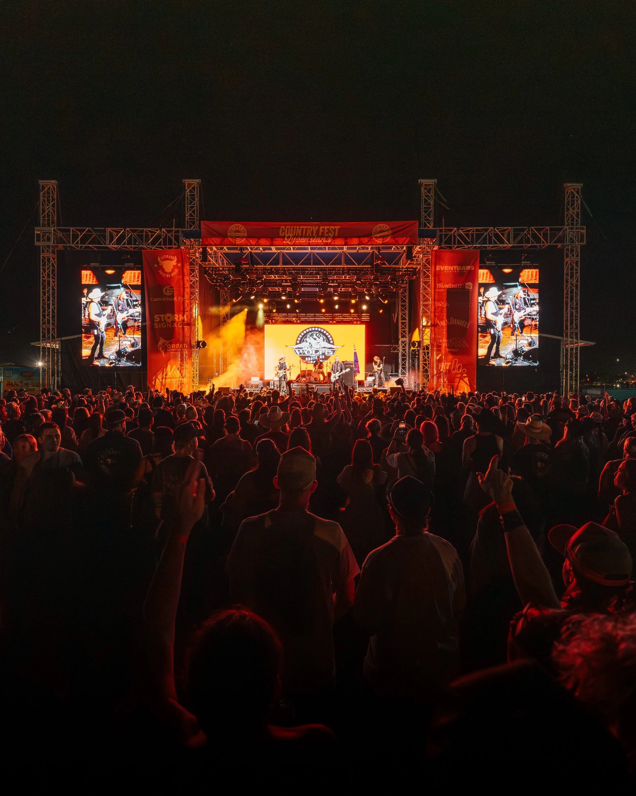 @countryfestqld 2027 lineup! 

Comment &ldquo;Tickets&rdquo; and we&rsquo;ll send you all the details or click the link in our bio.  #australianmusicscene 🇦🇺🎟️