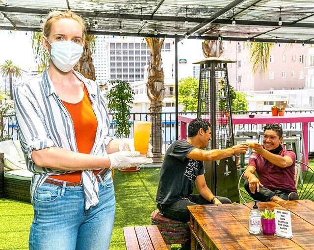 Standing up? Mask on.
Sitting down with your dudes? Mask off.

We appreciate everyone following health guidelines that keep our customers and staff safe while enjoying a tasty cocktail on our patio. 🍹🌴☀️ We're open 3pm-2am all weekend long! .
.
.
.