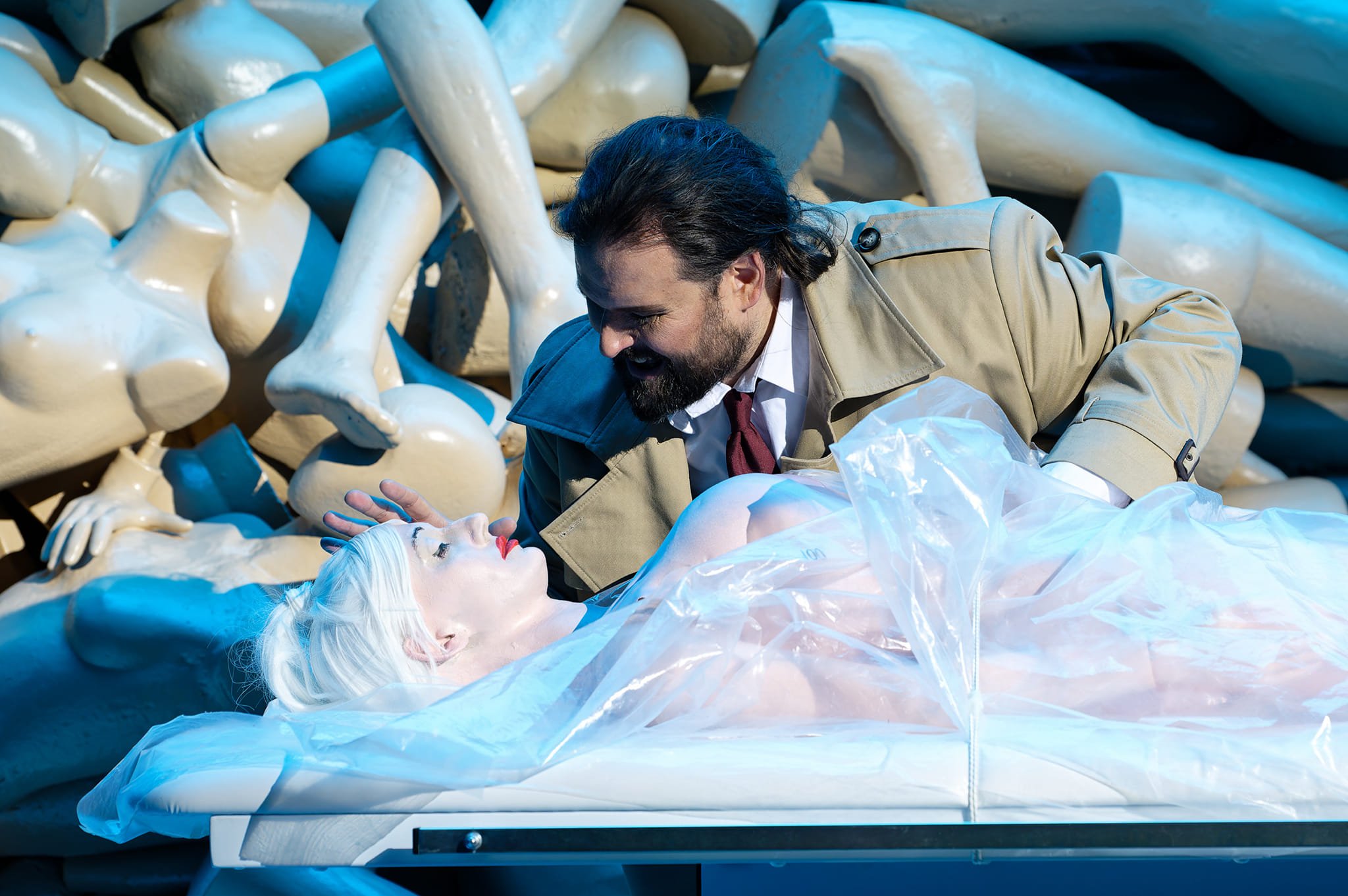 Scene from Offenbach’s Les Contes d’Hoffmann at the Lithuanian National Opera and Ballet Theatre in Vilnius, featuring Hoffmann and Olympia.