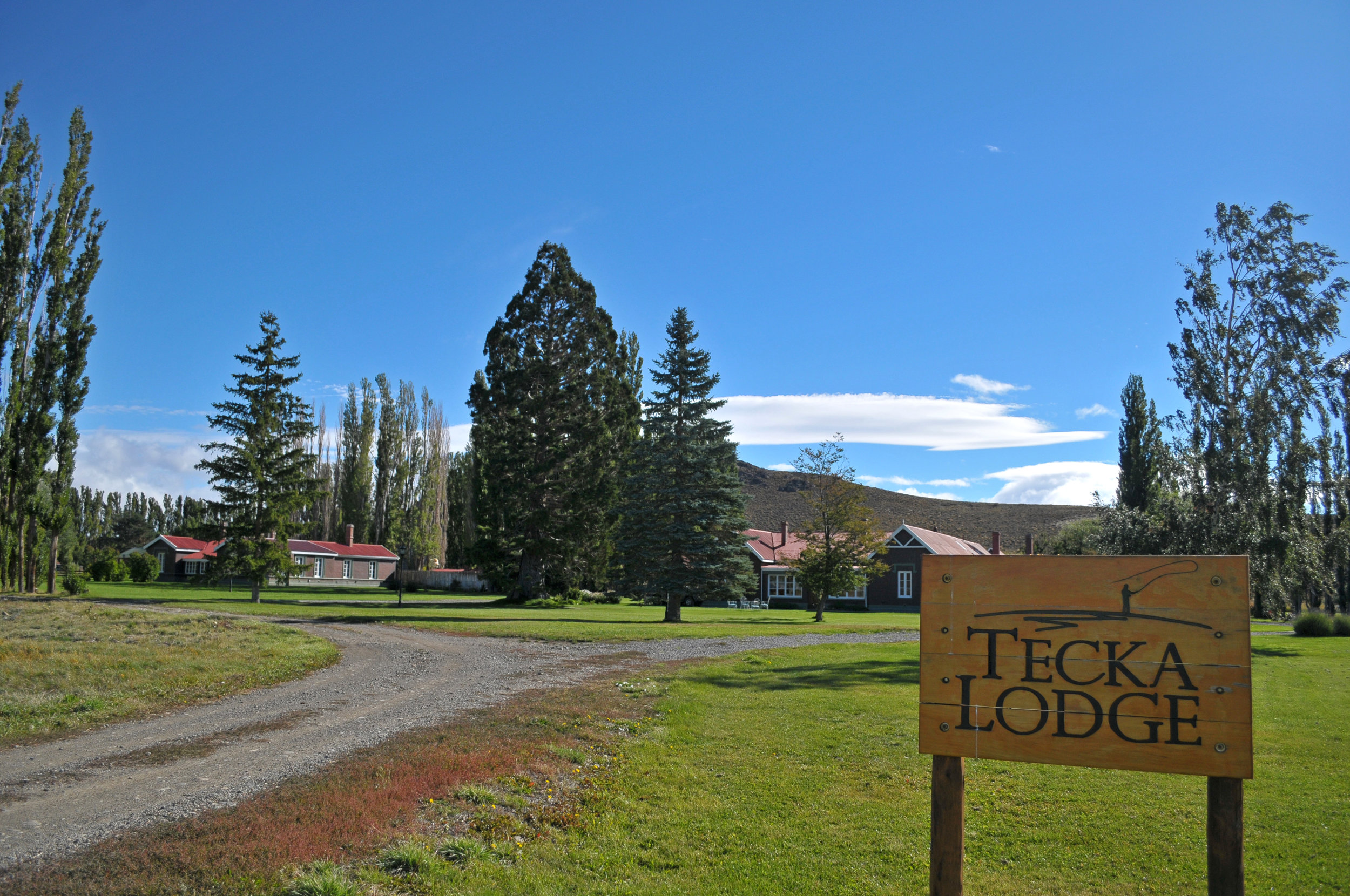 tecka lodge front.jpg