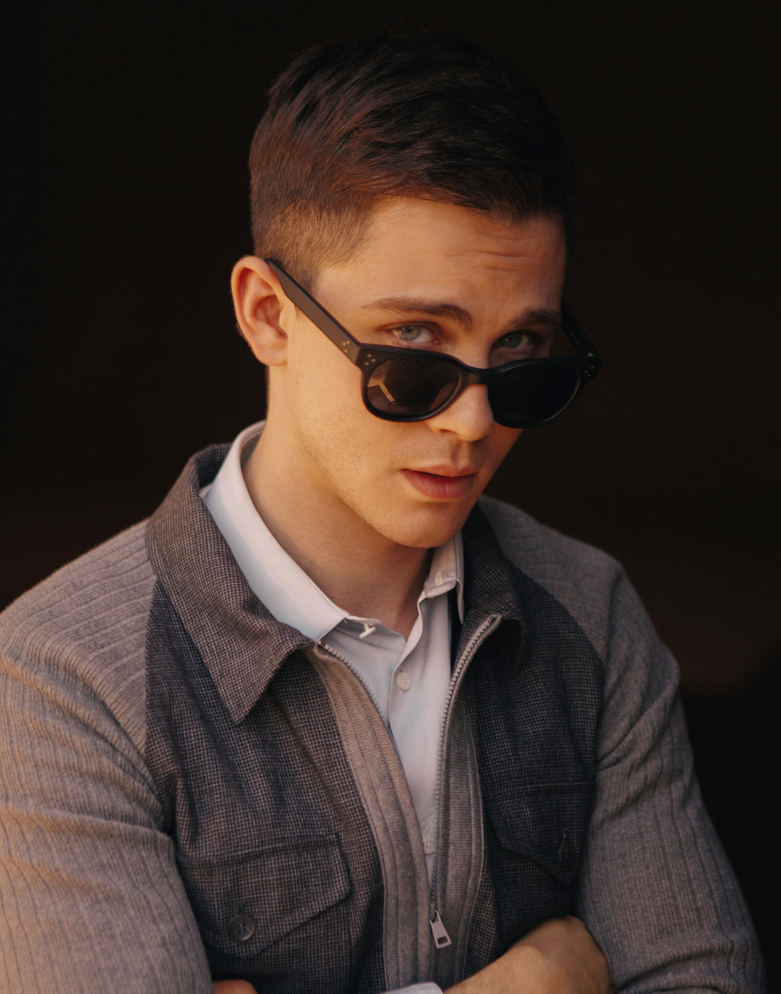  Logan Lerman 