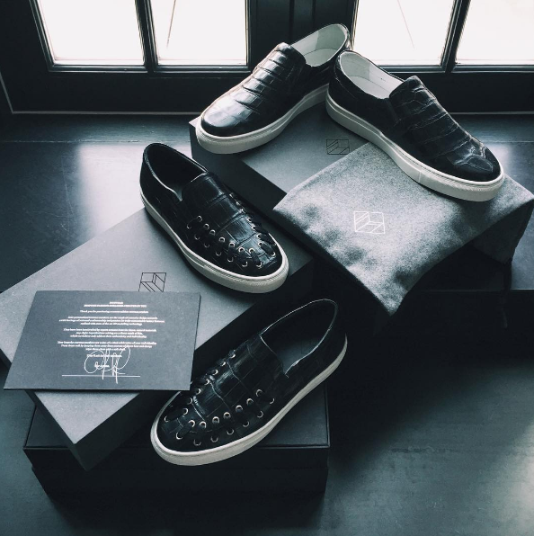 Carmen and CoutureLab's Tom Lillo's personalized slip-on sneakers by MYSWEAR | Photo: @carmen.busquets