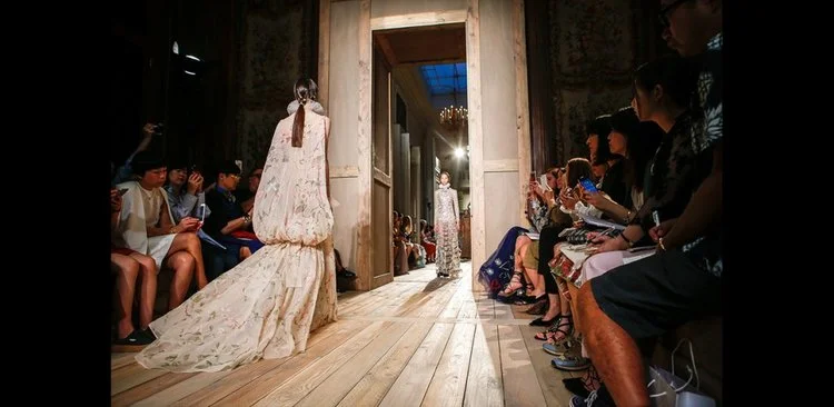 Report: Autumn/Winter 2016 Haute Couture