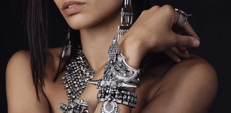 Jewelry Focus: Dylanlex