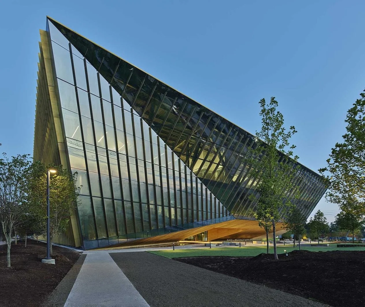 Last month saw the opening of the Alice L. Walton School of Medicine in Arkansas, USA which embraces the merits of self-care to create a new pipeline of physicians who will be able to tackle the health care challenges of the 21st century.

The nonpro