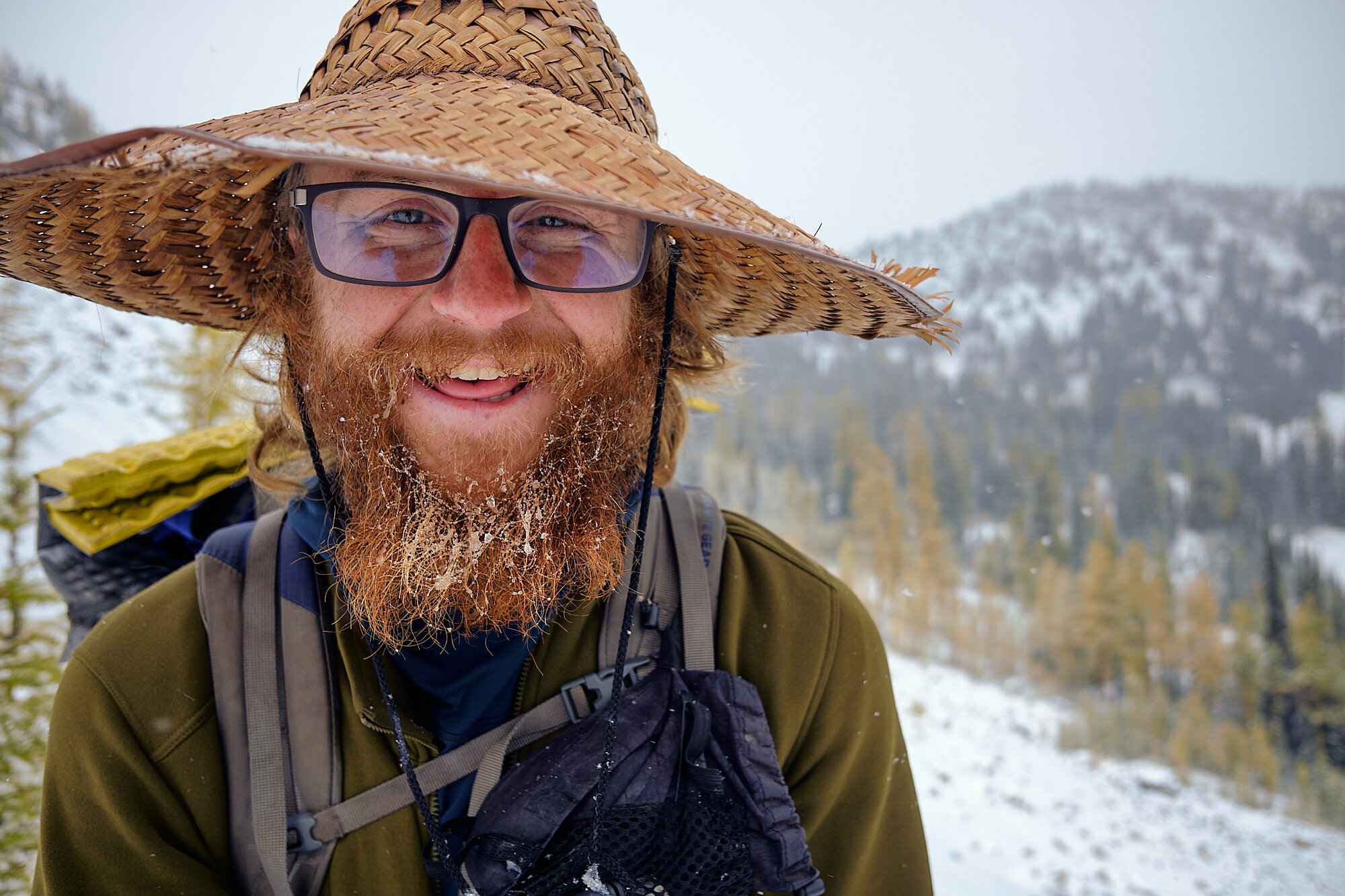  Lebowski in good spirits despite having to backtrack 30 miles from the border in sub-freezing temperatures. | 10/8/19 Mile 2,627.2, 6,295' 