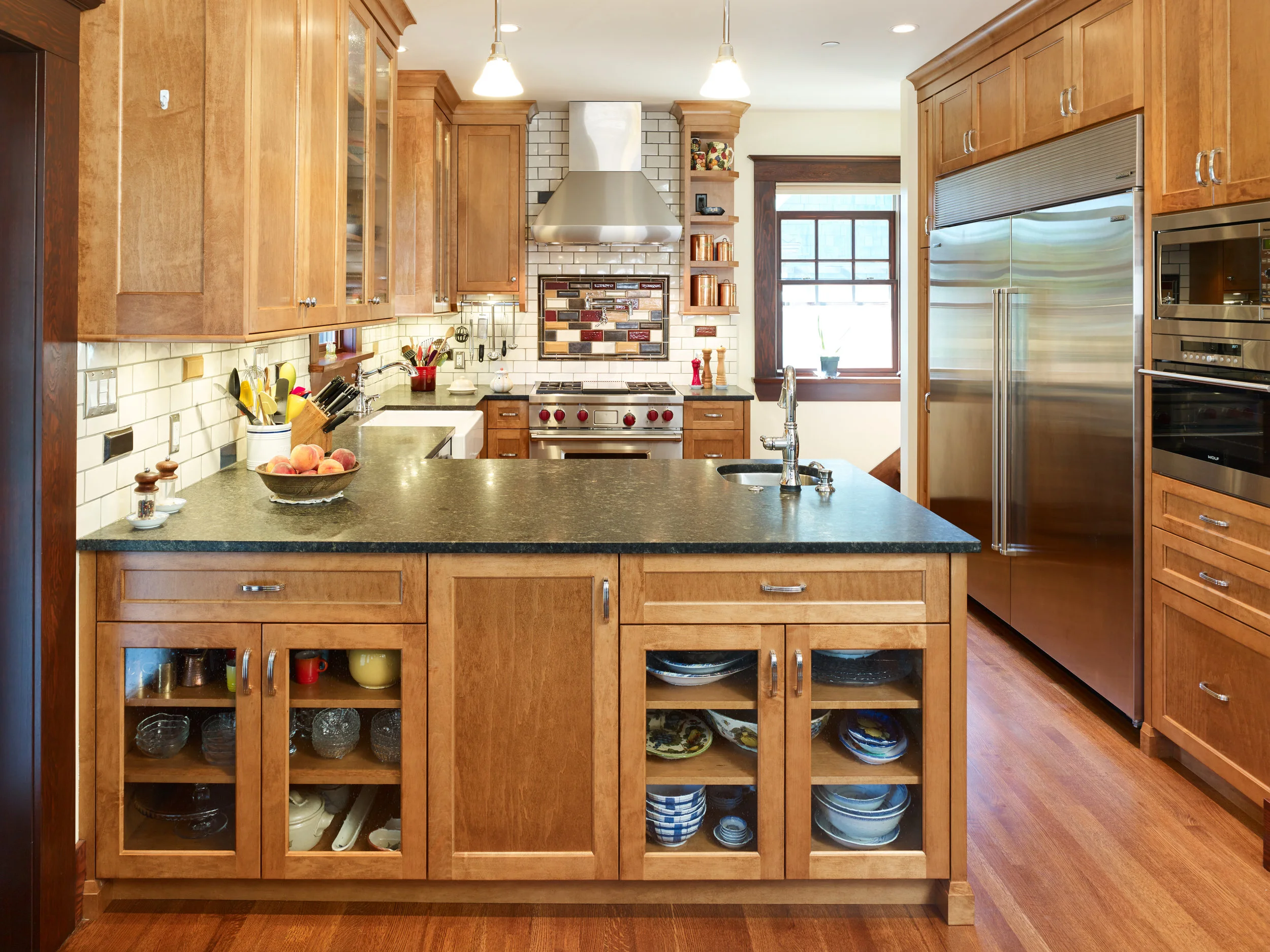 Bright, warm and big with lots of work space. A chef's dream office.