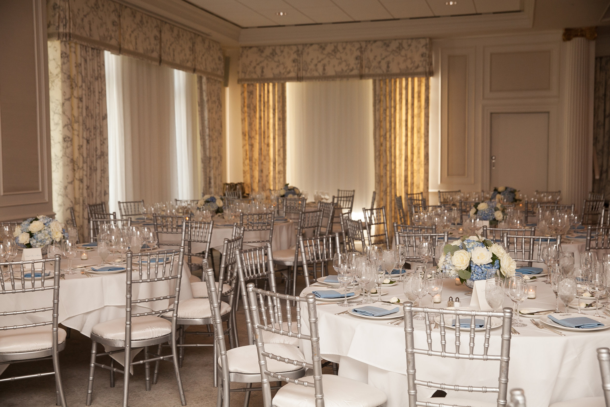  Atelier Ashley Flowers + Dusty Blue + Borrowed and Blue Photography + Congressional Country Club + DC wedding + low centerpieces + round centerpieces 