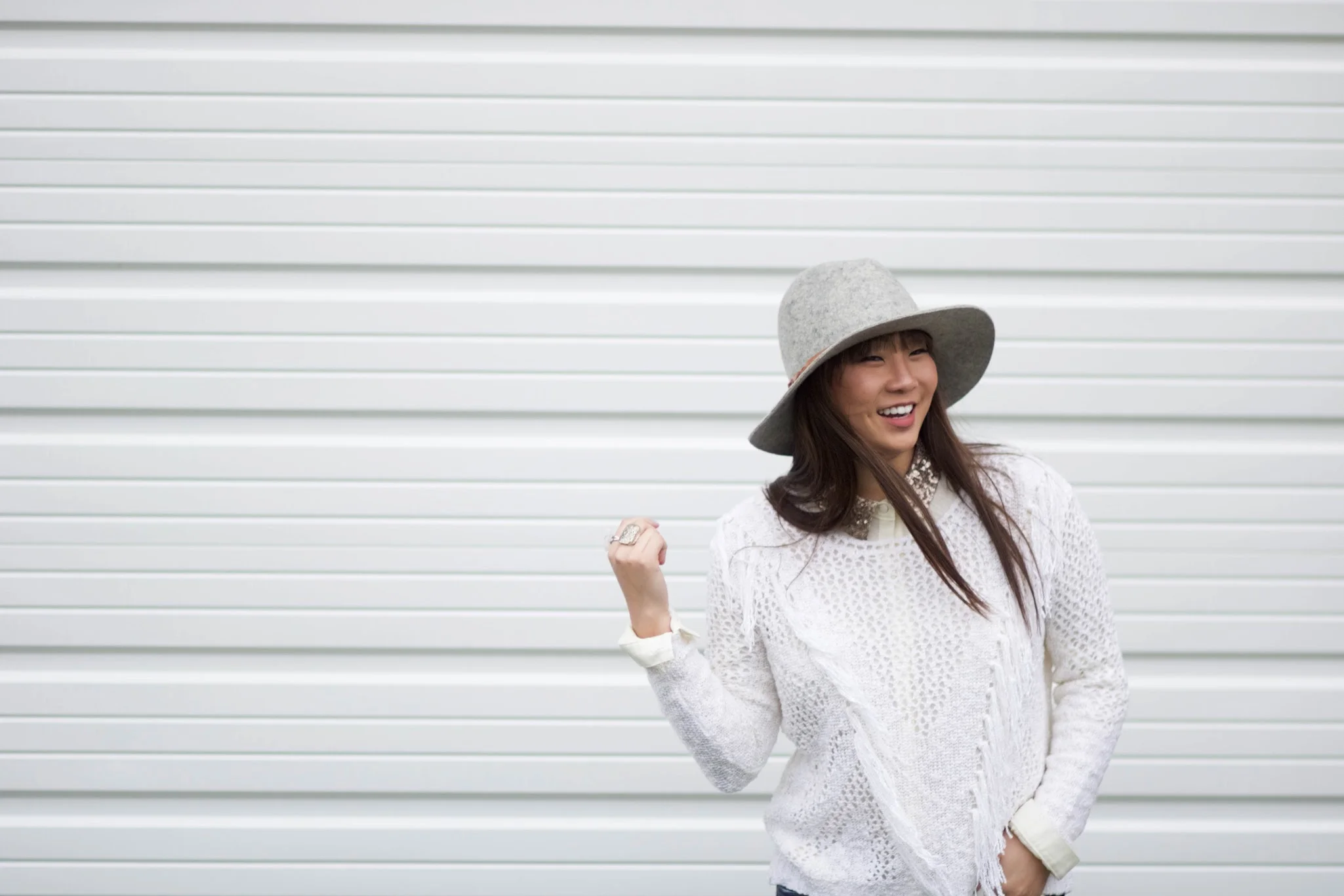 5 Flattering Poses For Pictures