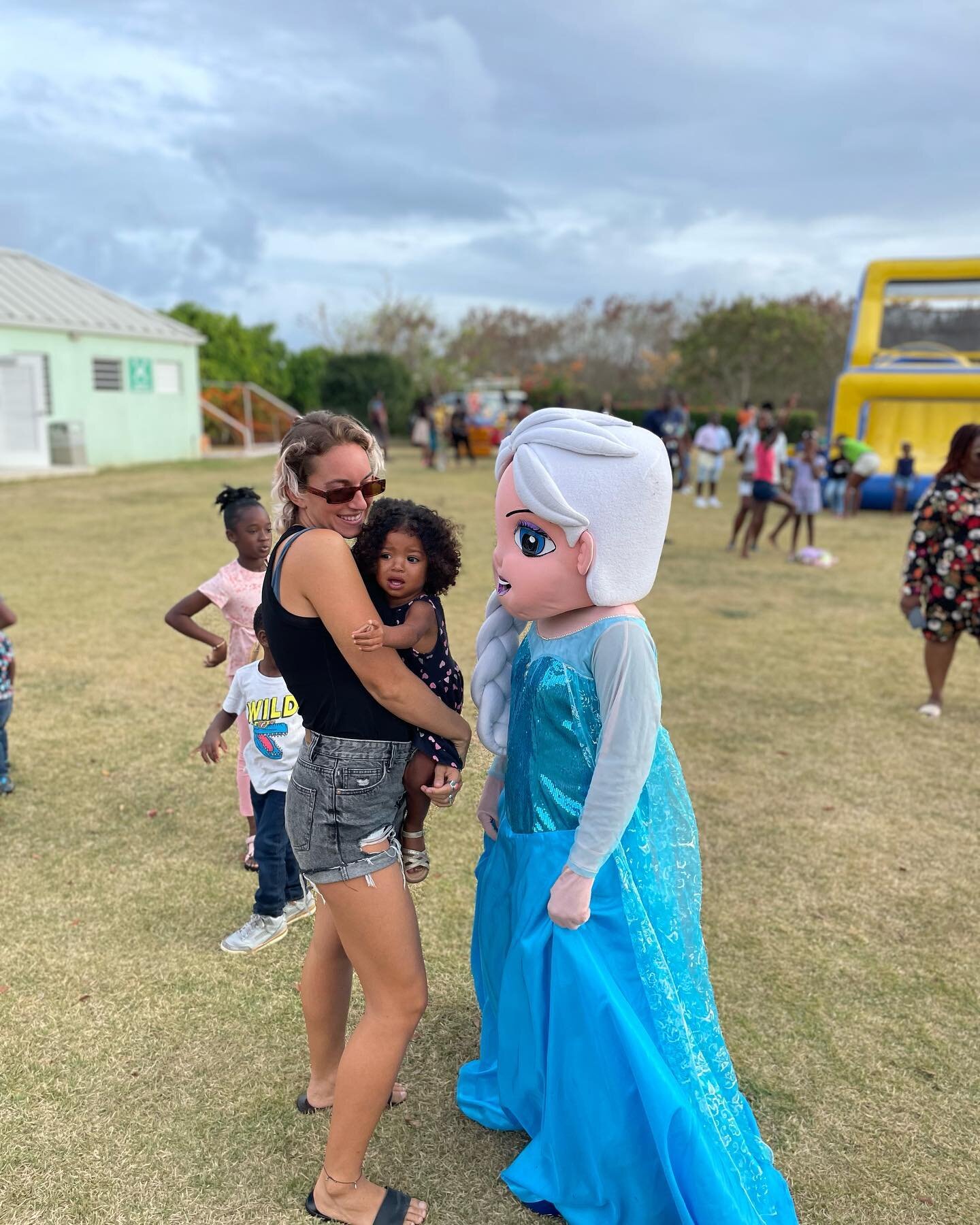 couldn&rsquo;t help it&hellip;.🤣🤣🤣 

sunday newsletter just dropped on @substackinc - www.sabre.substack.com - #subscribe #frozen