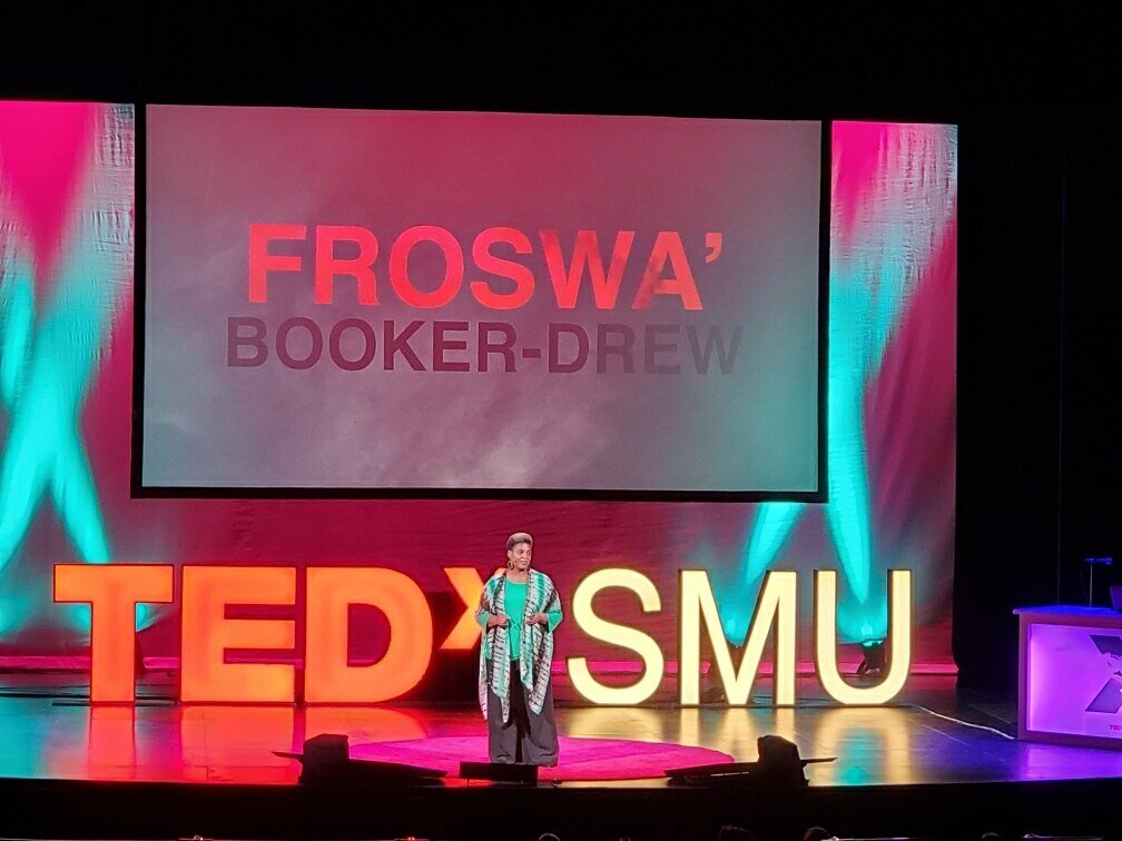 Froswa’s TEDxSMU talk on the topic of Proximity+Presence: Social Capital and Polarization. Watch her talk here.