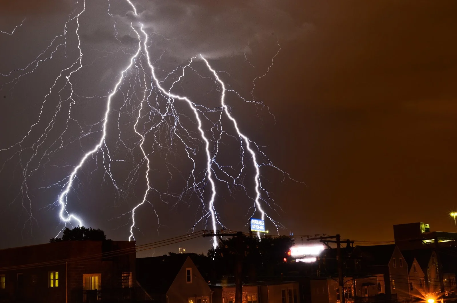 Lightning1.jpg