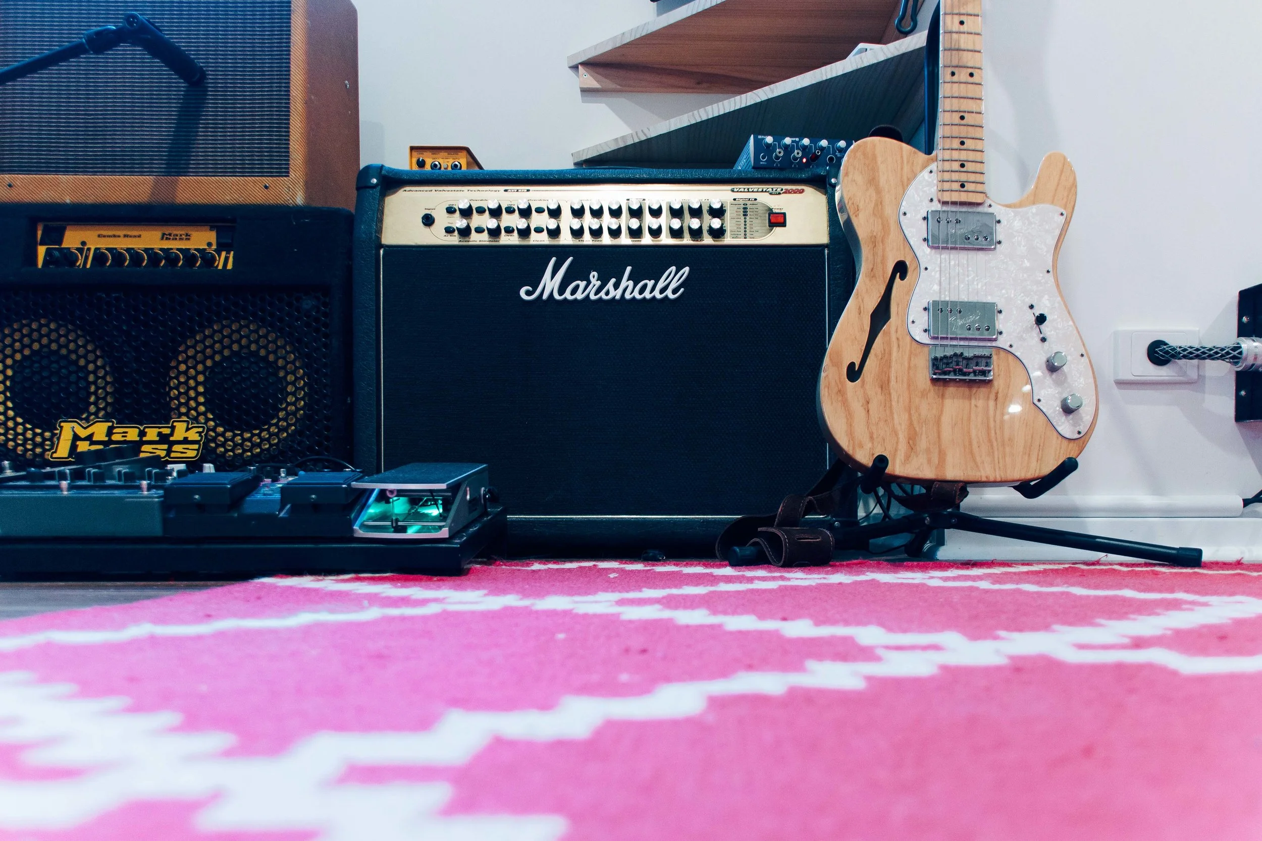 Electric Guitar Setup