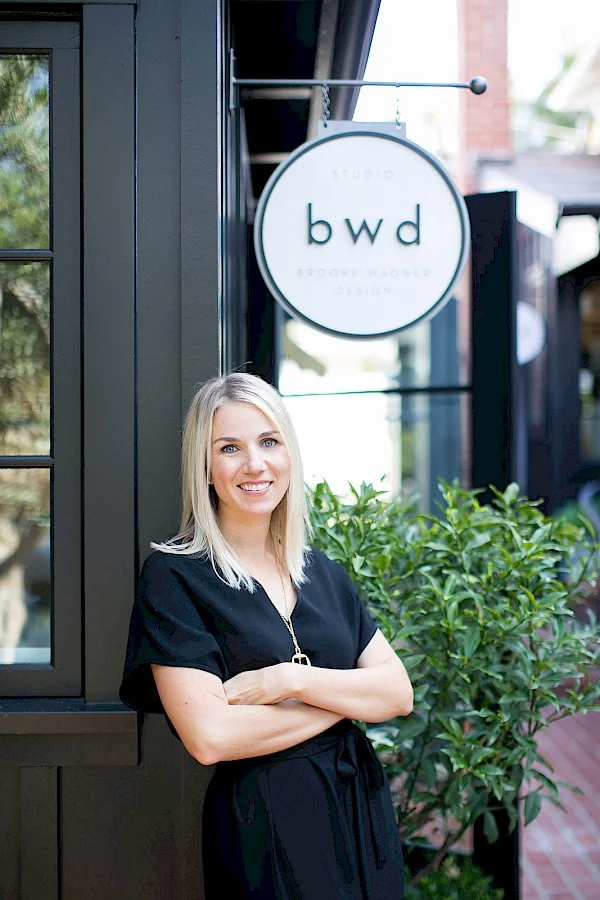 1--brooke-wagner.-bio_image.jpg