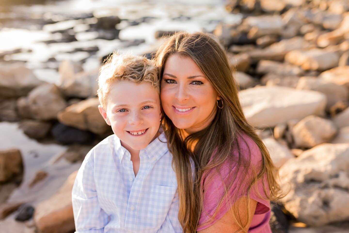 #oahuphotography #oahuphotographer #honolulu #hawaiiphotographer #honoluluphotographer #hawaiifamilyphotographer #oahuvacationphotographer #oahufamilyphotographer #marveloushawaii #honoluluphotographers #Waikikifamilyphotographer #honoluluphotographe