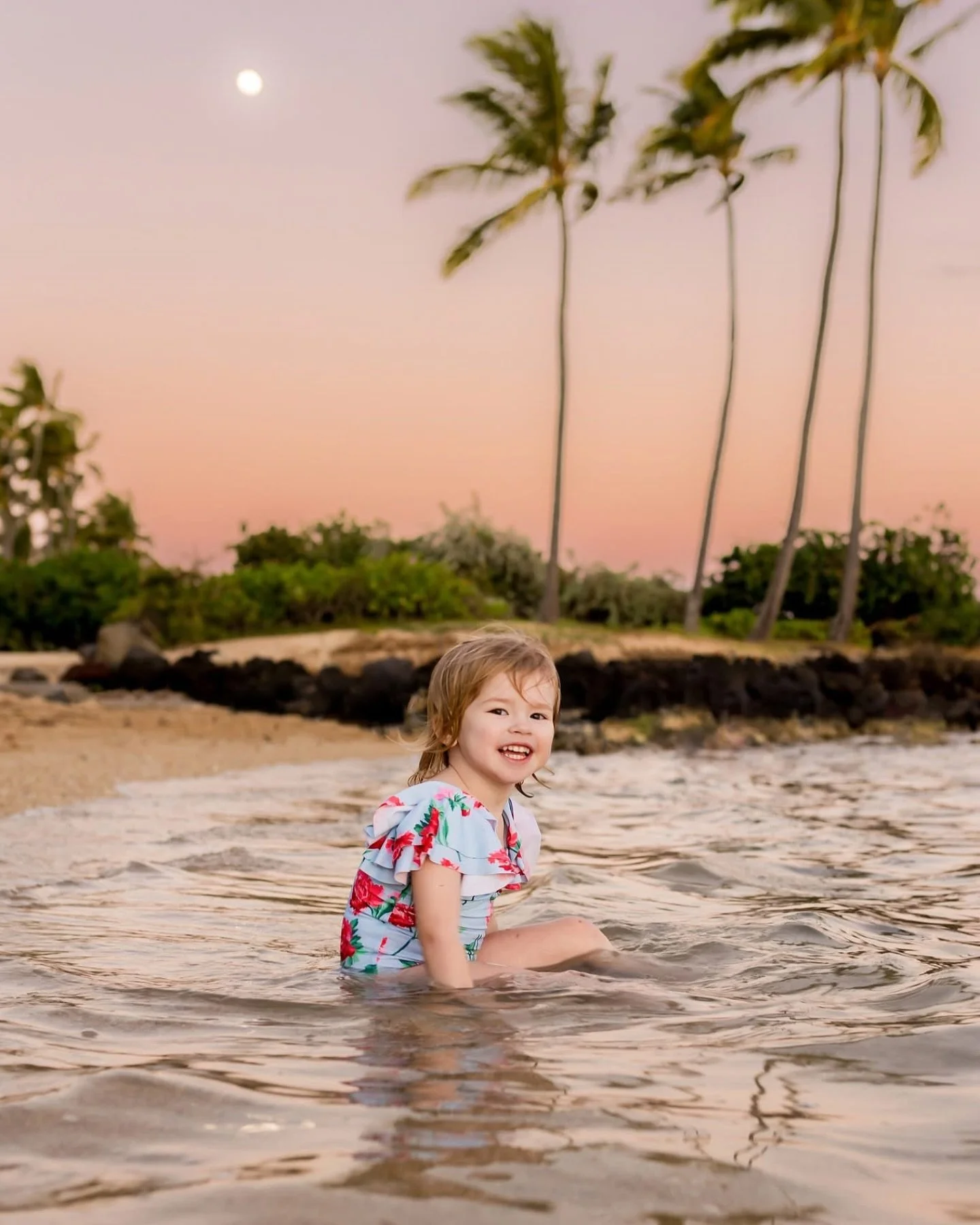 #oahuphotography #oahuphotographer #honolulu #hawaiiphotographer #honoluluphotographer #hawaiifamilyphotographer #oahuvacationphotographer #oahufamilyphotographer #honoluluphotographers #Waikikifamilyphotographer #honoluluphotographer #mauiphotograph