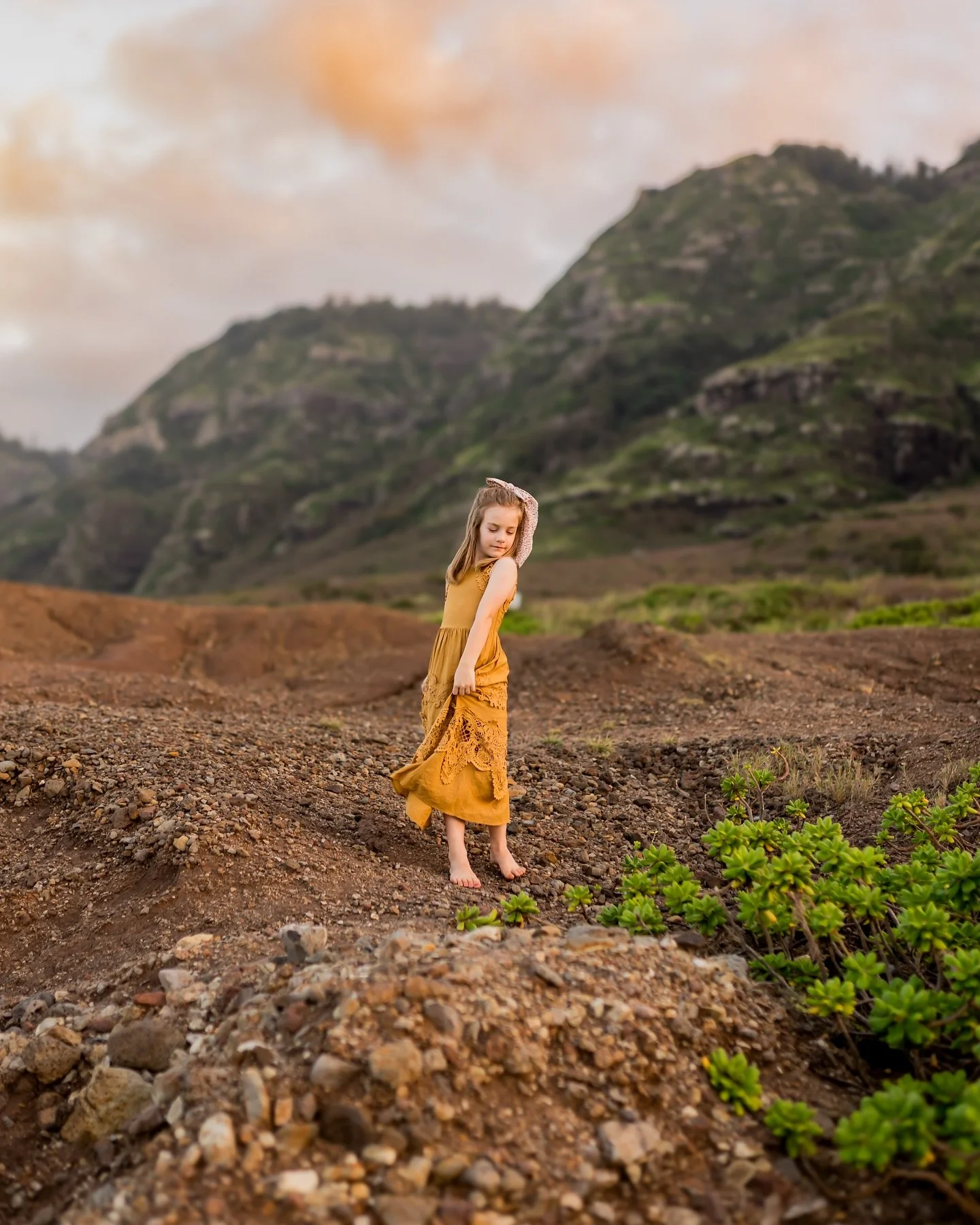 #oahuphotography #oahuphotographer #honolulu #hawaiiphotographer #honoluluphotographer #hawaiifamilyphotographer #oahuvacationphotographer #oahufamilyphotographer #honoluluphotographers #Waikikifamilyphotographer #honoluluphotographer #mauiphotograph