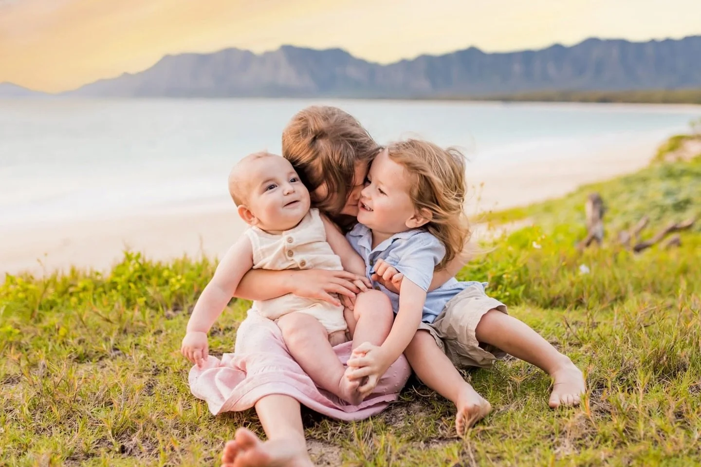 #oahuphotography #oahuphotographer #honolulu #hawaiiphotographer #honoluluphotographer #hawaiifamilyphotographer #oahuvacationphotographer #oahufamilyphotographer #honoluluphotographers #Waikikifamilyphotographer #honoluluphotographer #mauiphotograph