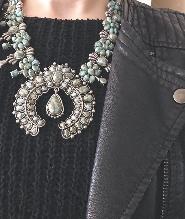 All about those statement pieces to turn up an otherwise basic outfit.  Find ones that you love and speak to your style and then challenge yourself to use them with outfits you wouldn't expect! #StyleTips #StatementNecklace #ootd