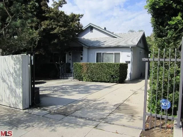 1047 N Crescent Heights Blvd - $679,000
