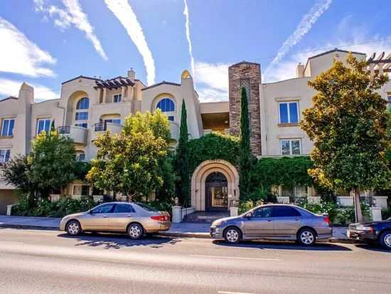 15206 Burbank Blvd APT 311 - $485,000
